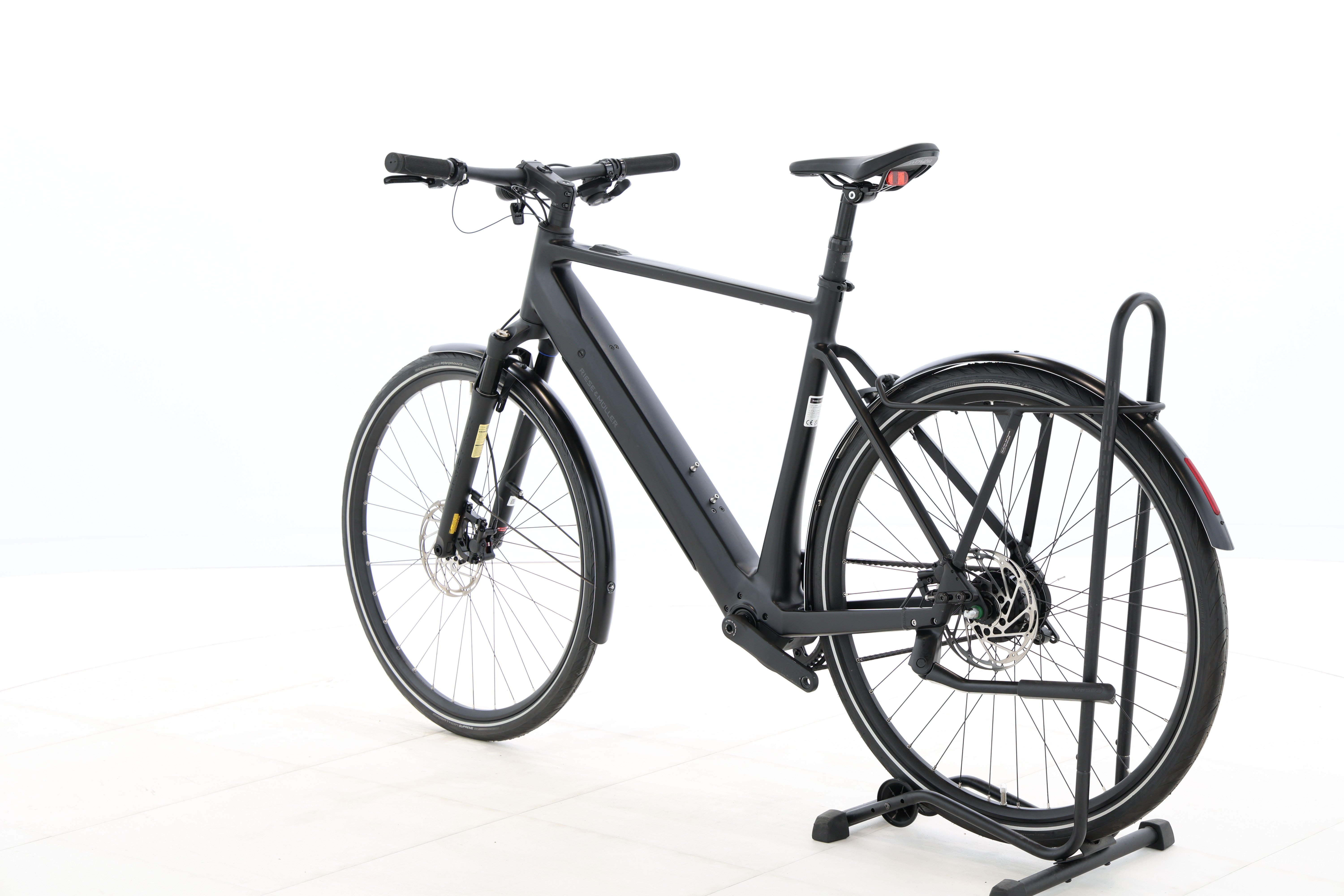 1e761867-9c8c-4852-b5b9-7e0b83bd73b8