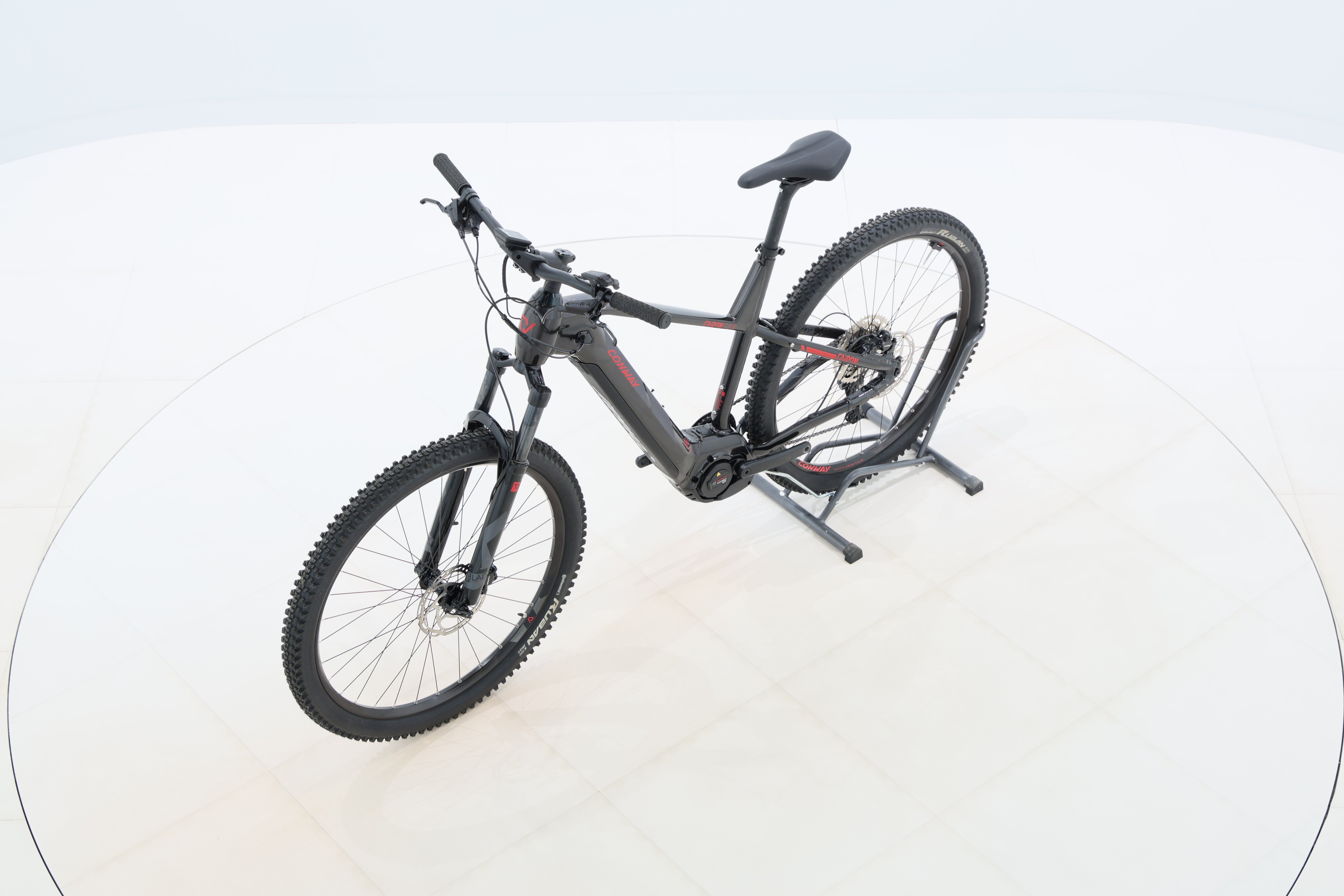 0dae6550-7b2b-4b84-819a-7abd392e2557