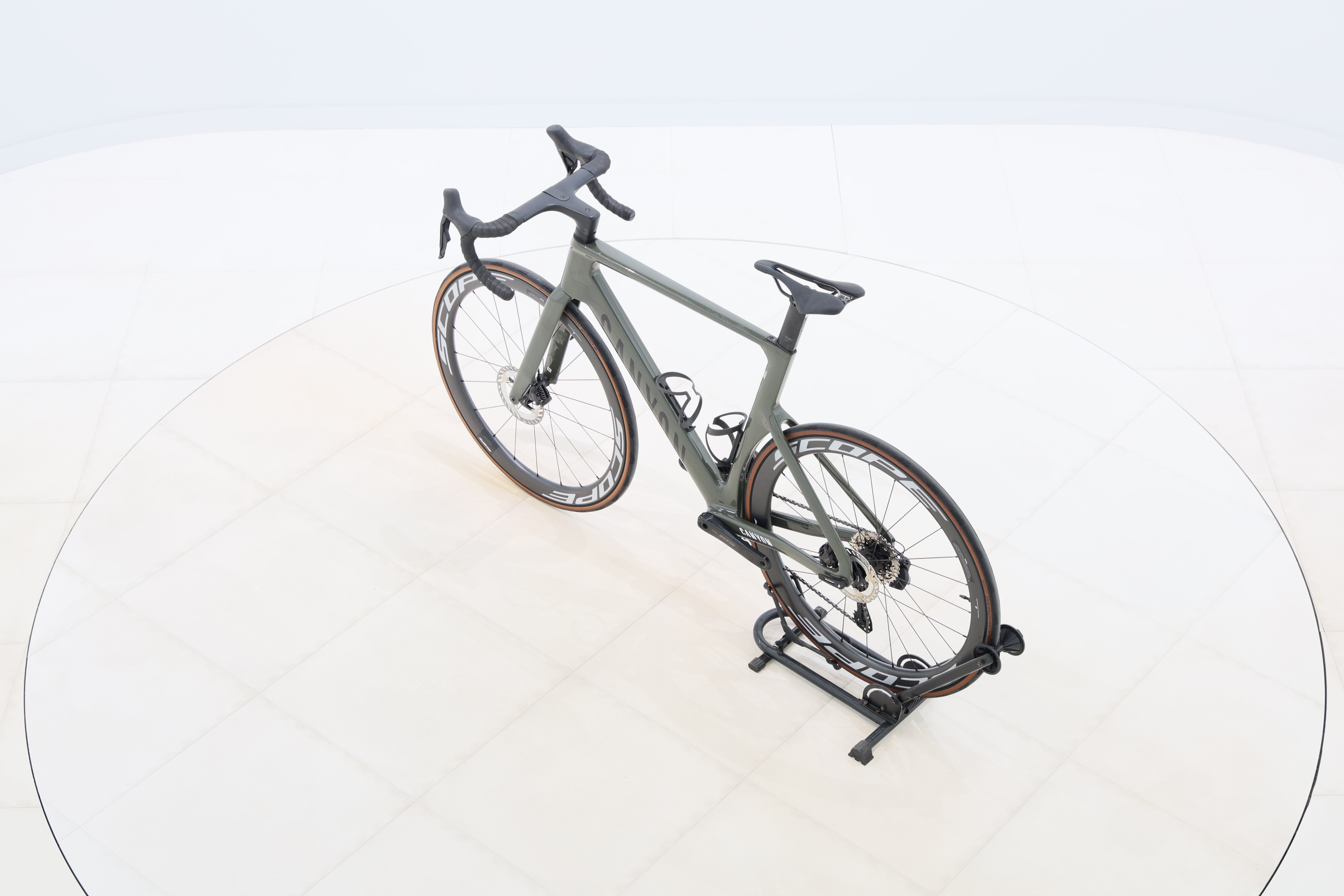 b1afb538-4769-4e65-b0b9-5f497ad3eca2