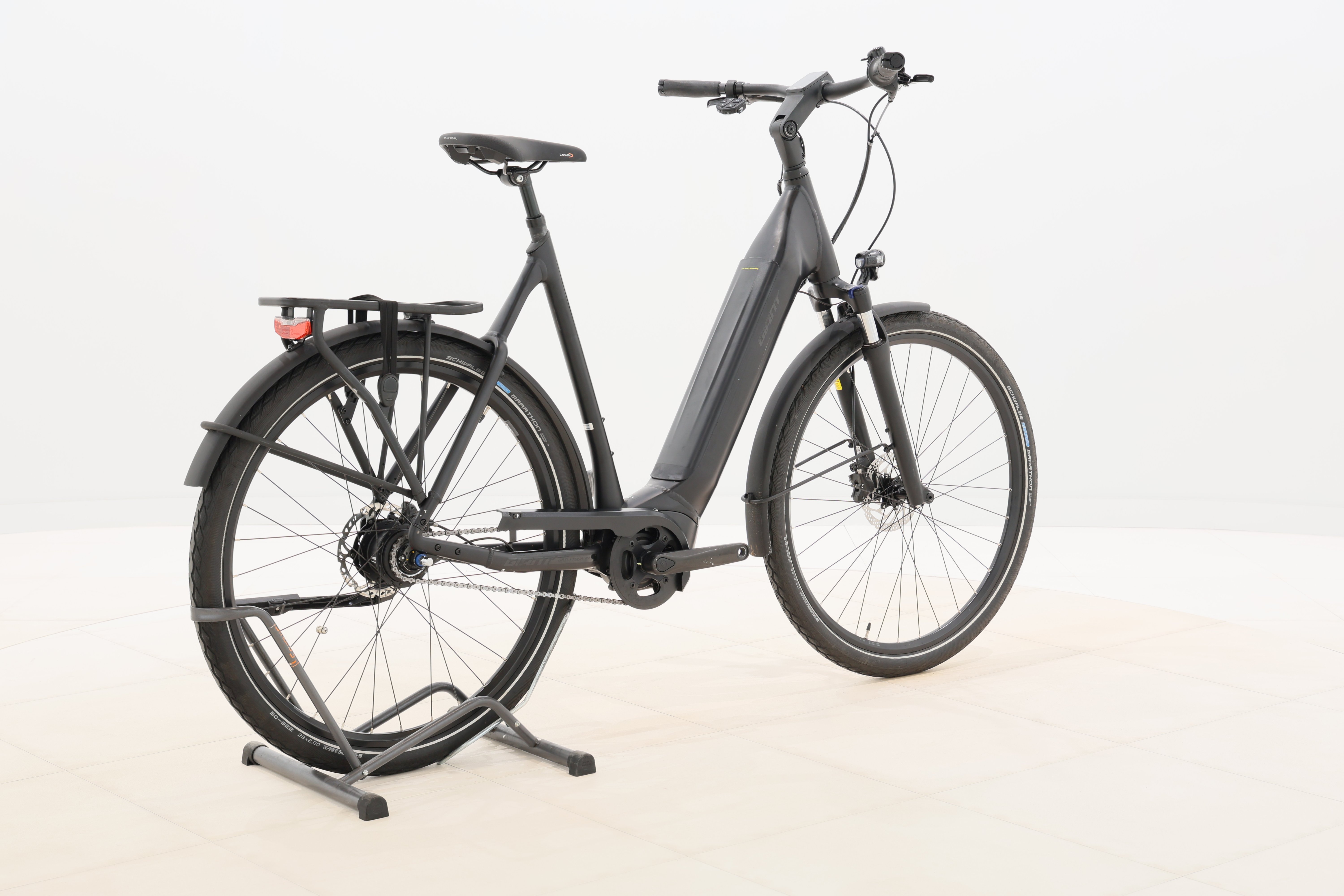 d2b03f10-55c2-4fab-8b2c-cd9d8c51462f