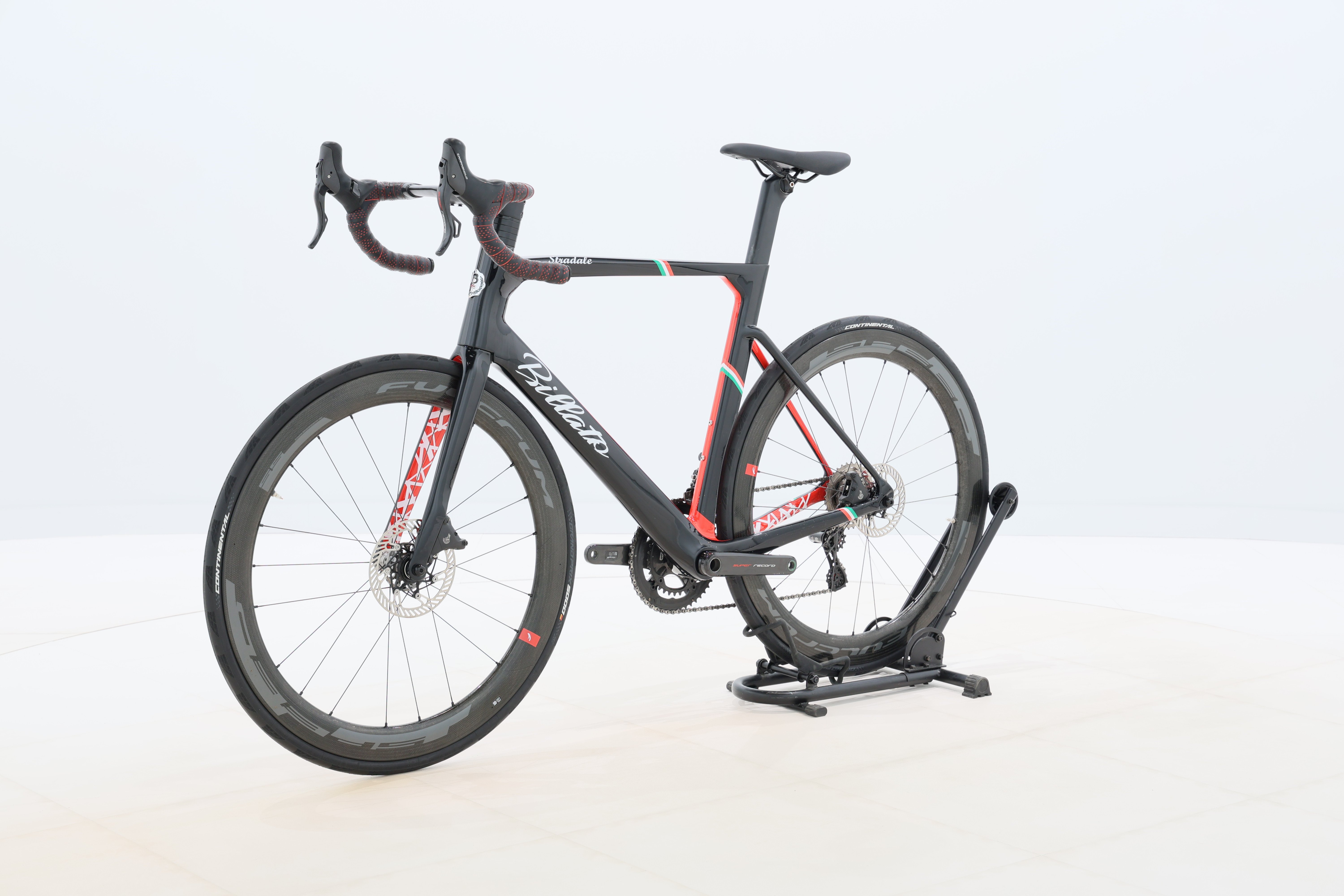 04cd83b8-4e7b-4925-ab97-6862d299caa7