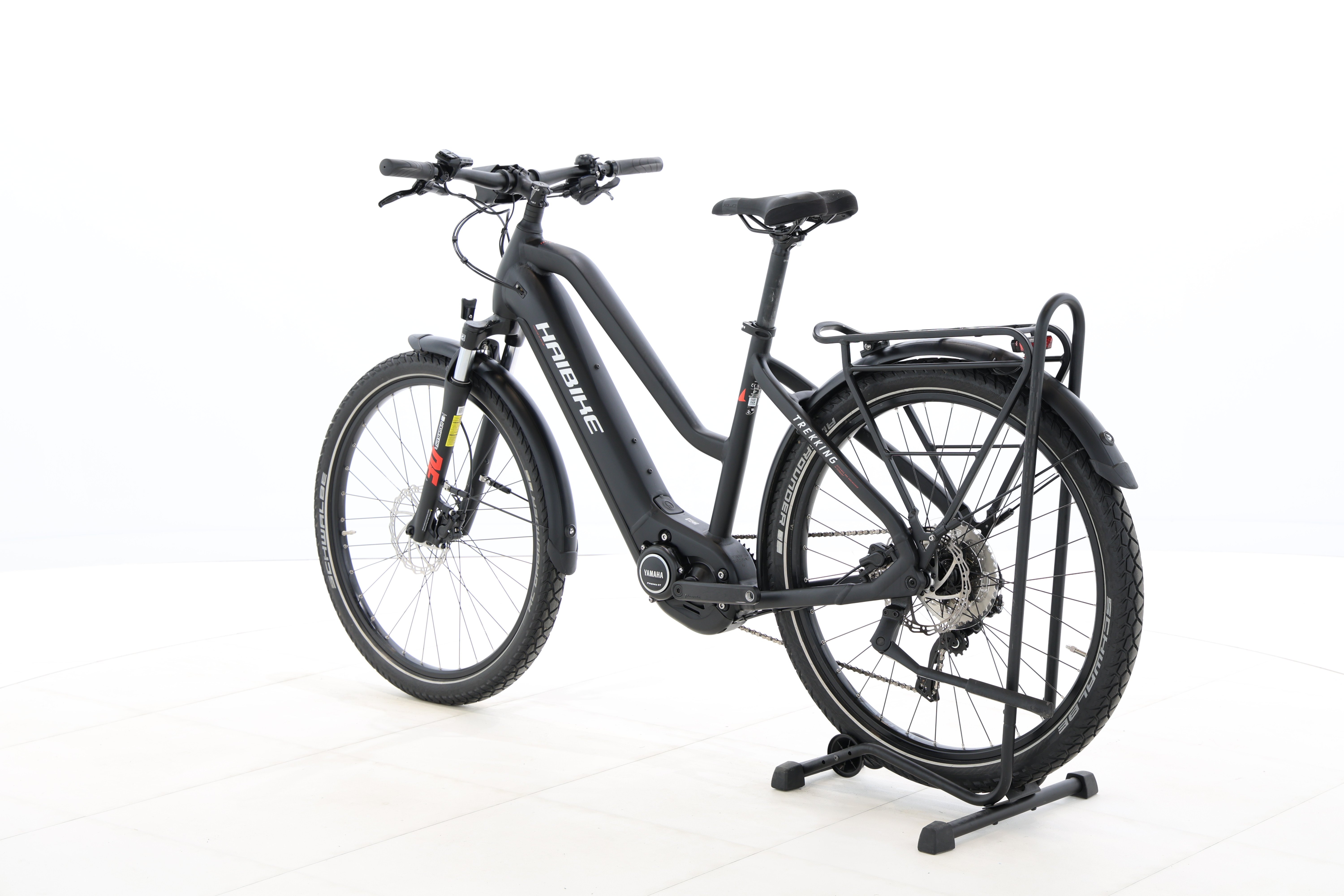 6acd6b9f-55dc-4344-a90f-8edba73fd44d