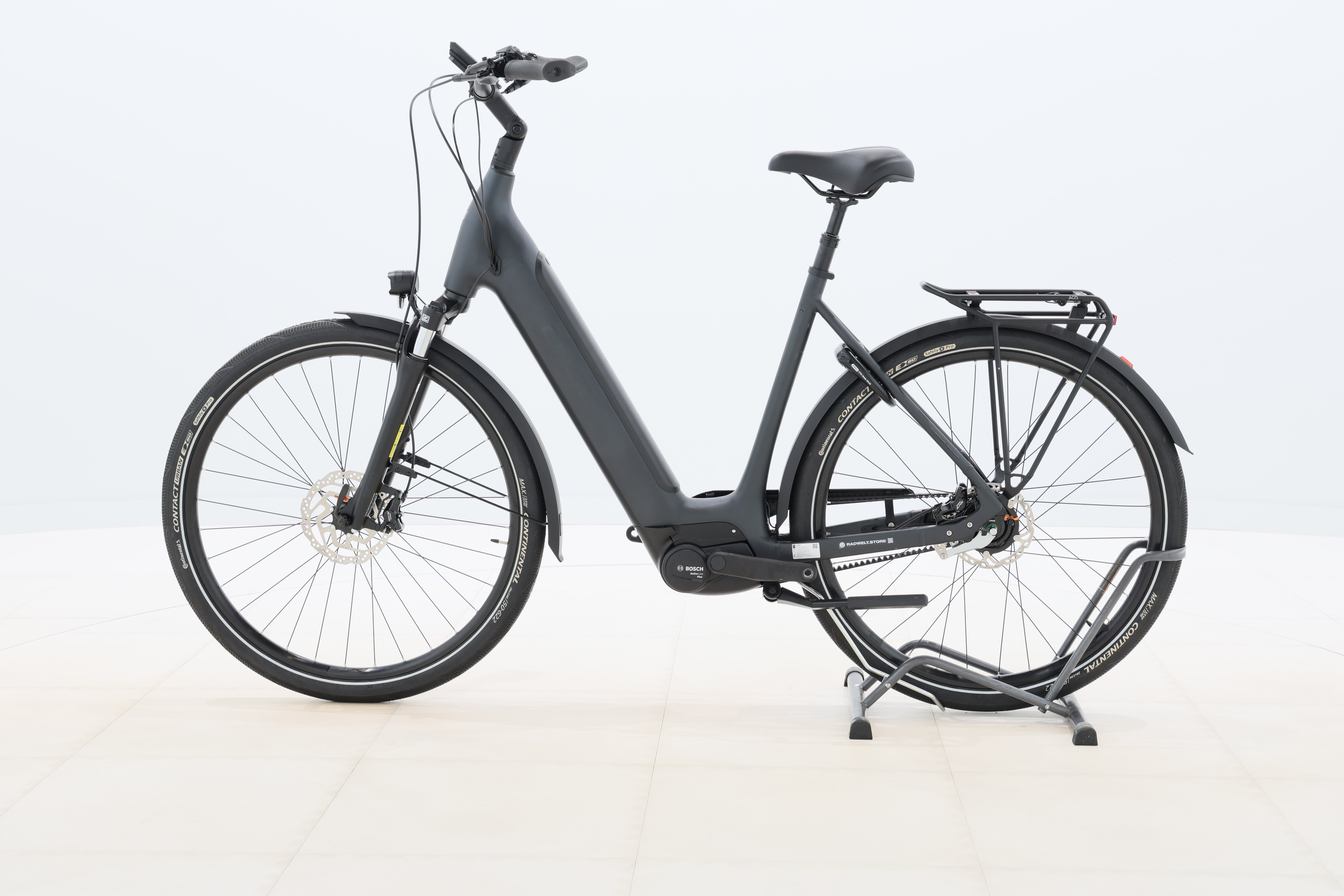 9b1840f4-3d0a-4a31-996f-1c4da64f1185