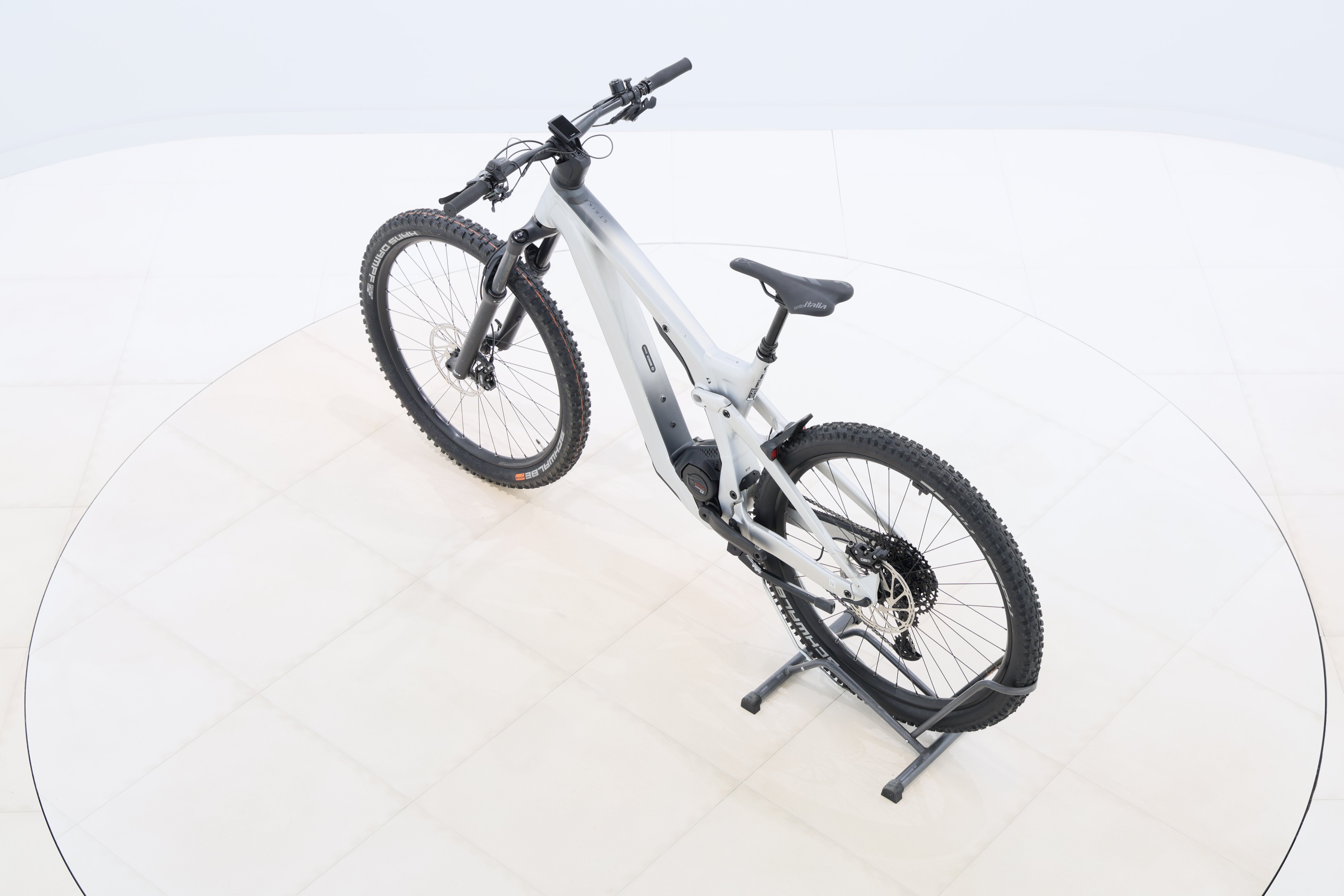 9deecc58-533e-4080-867a-50a3a764738a