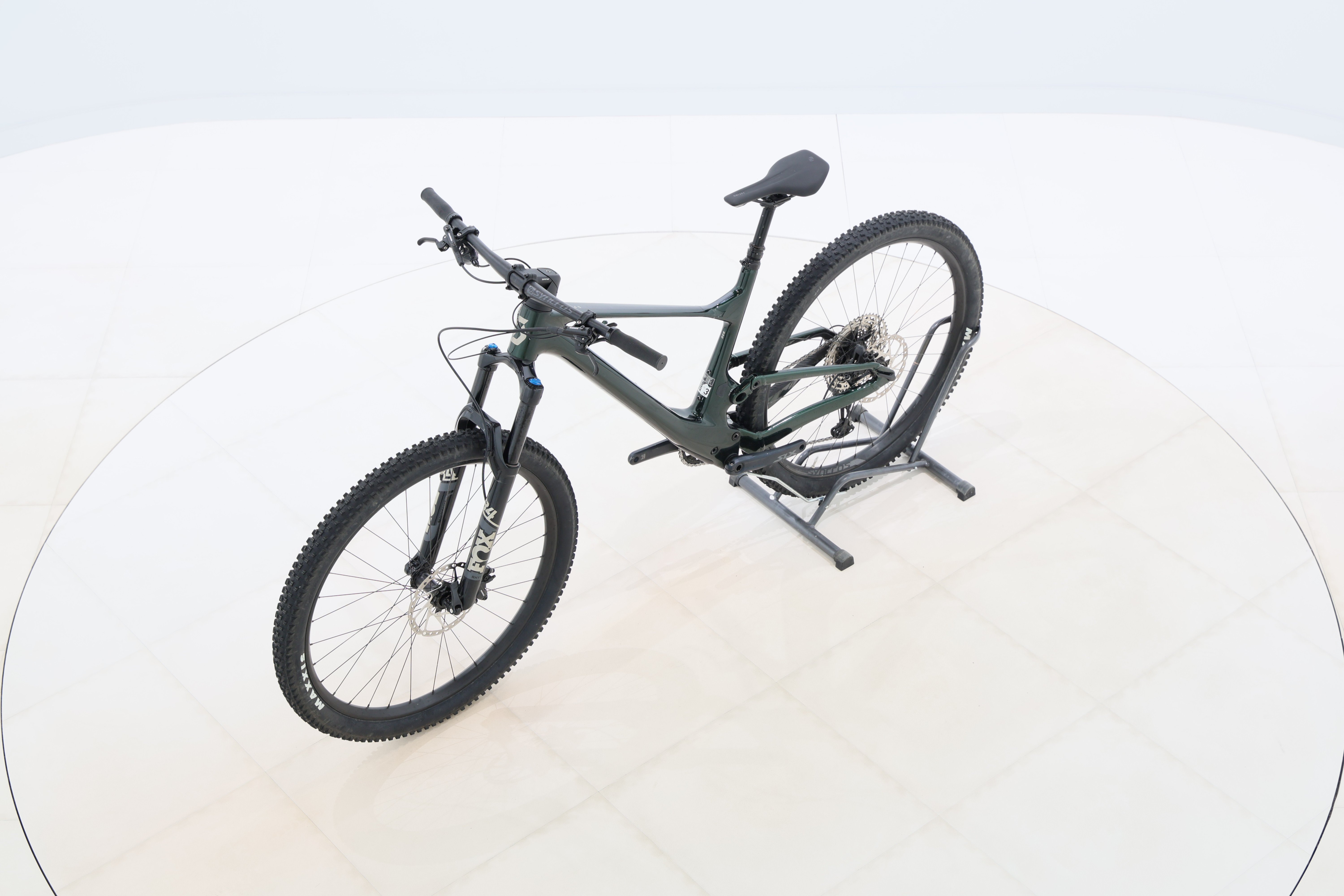 1028a9b1-20cd-4c26-a0b6-1a2f1dcf8445