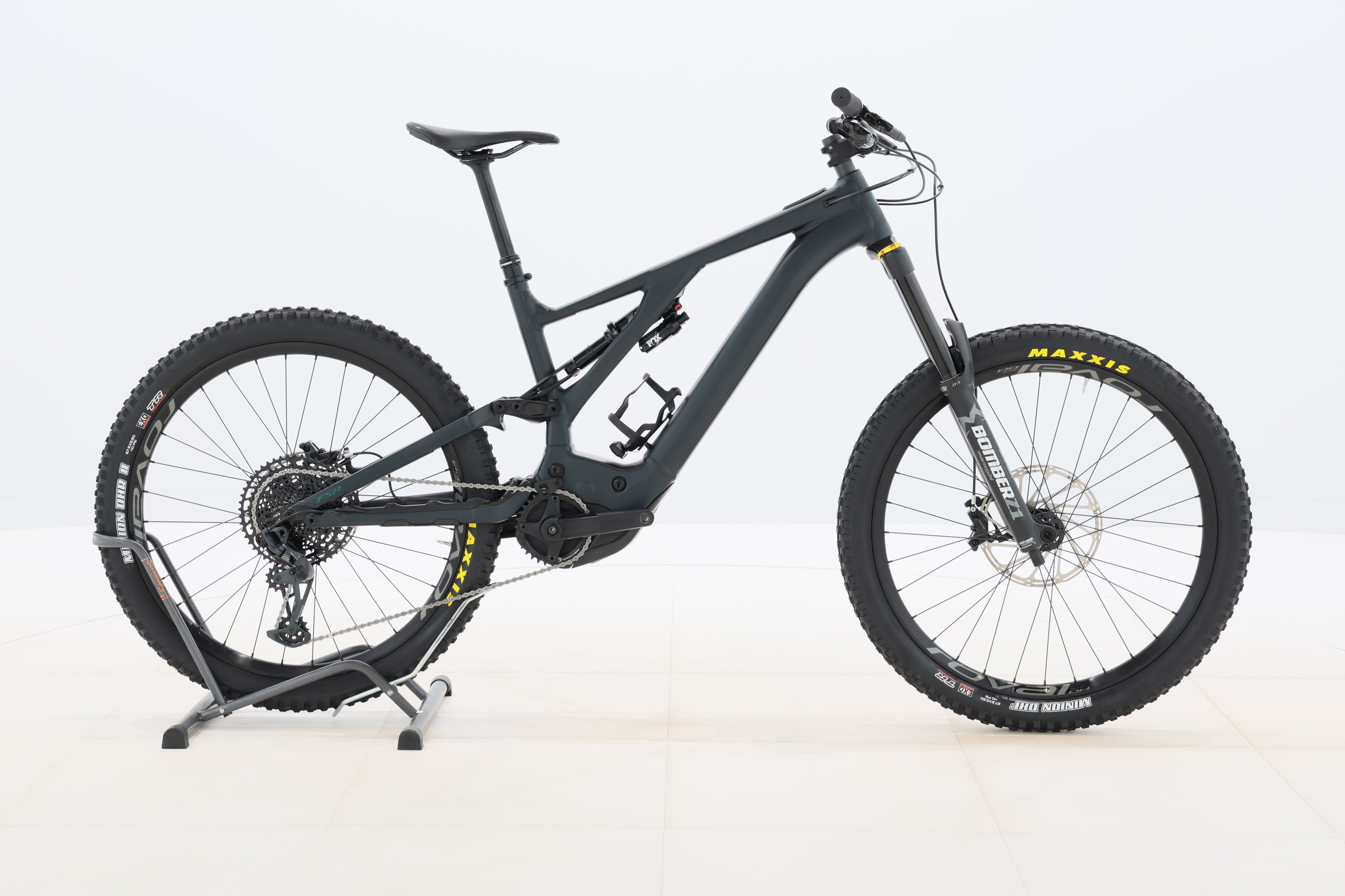 d584edf8-711e-42bc-989c-f25e2fc4a8f1