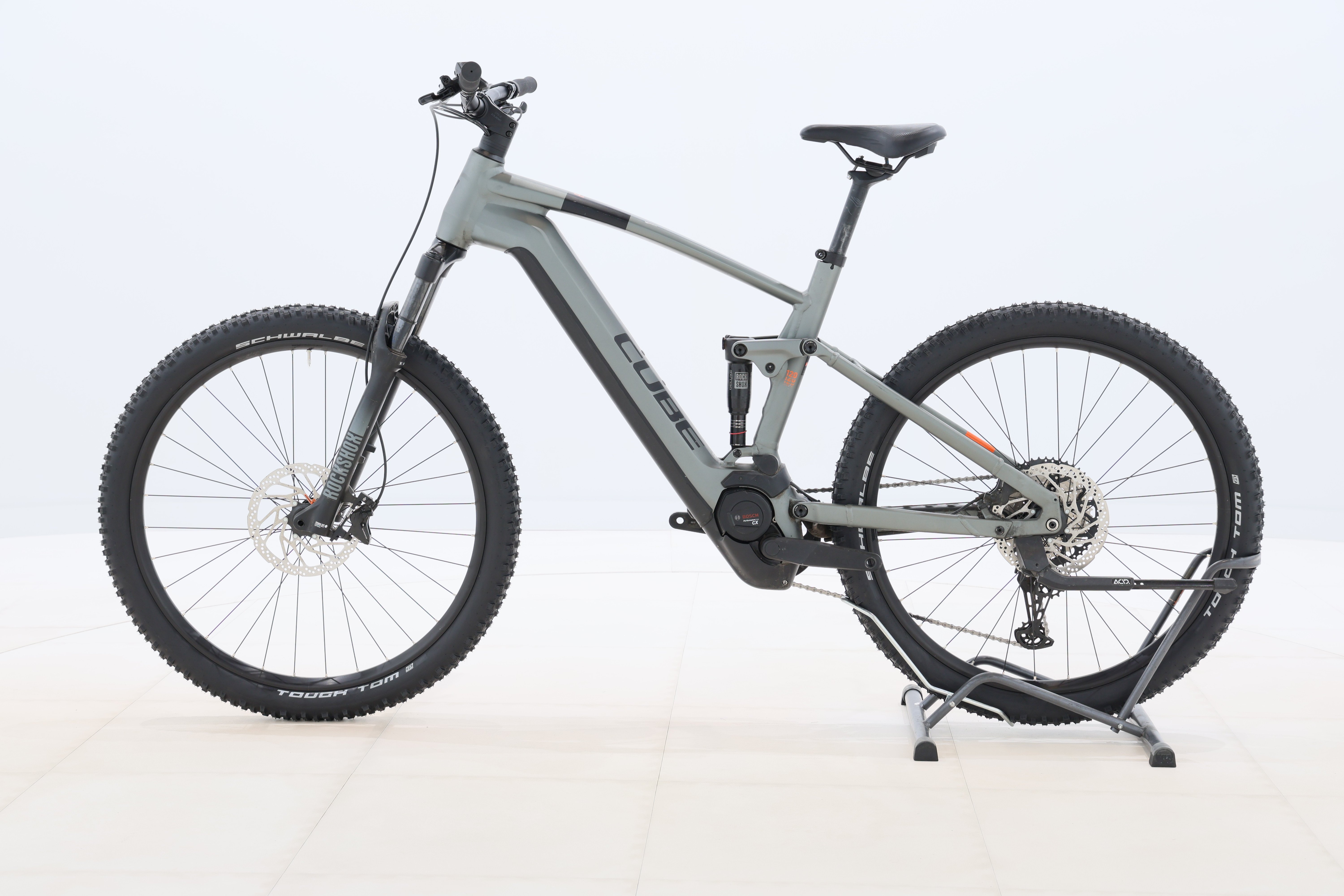 f4fffe27-c355-4033-9a7b-23446b071870