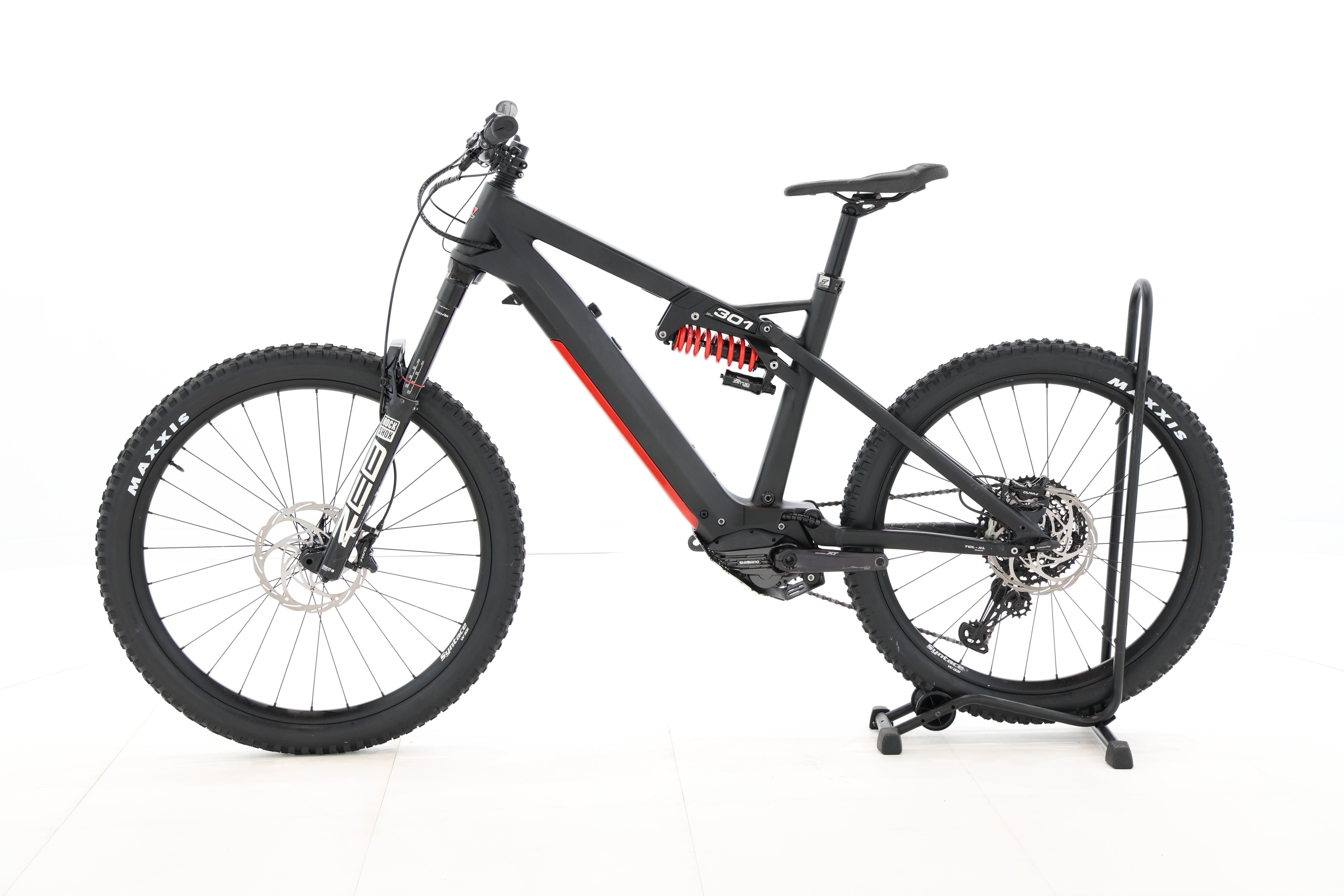 a0ca2410-9dbf-4fe8-ba24-21117c4d09b3