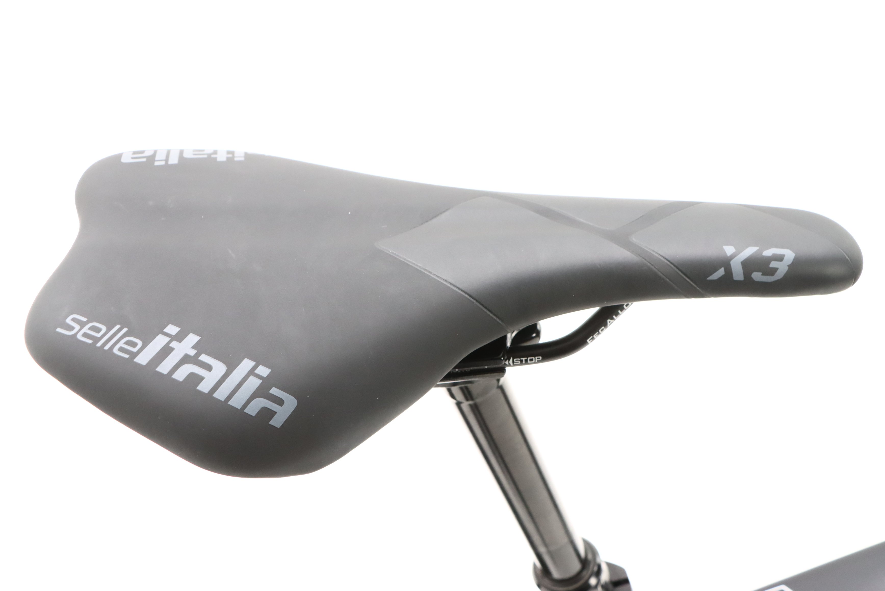 73b26176-29e2-462e-82b9-e64c93560a2f