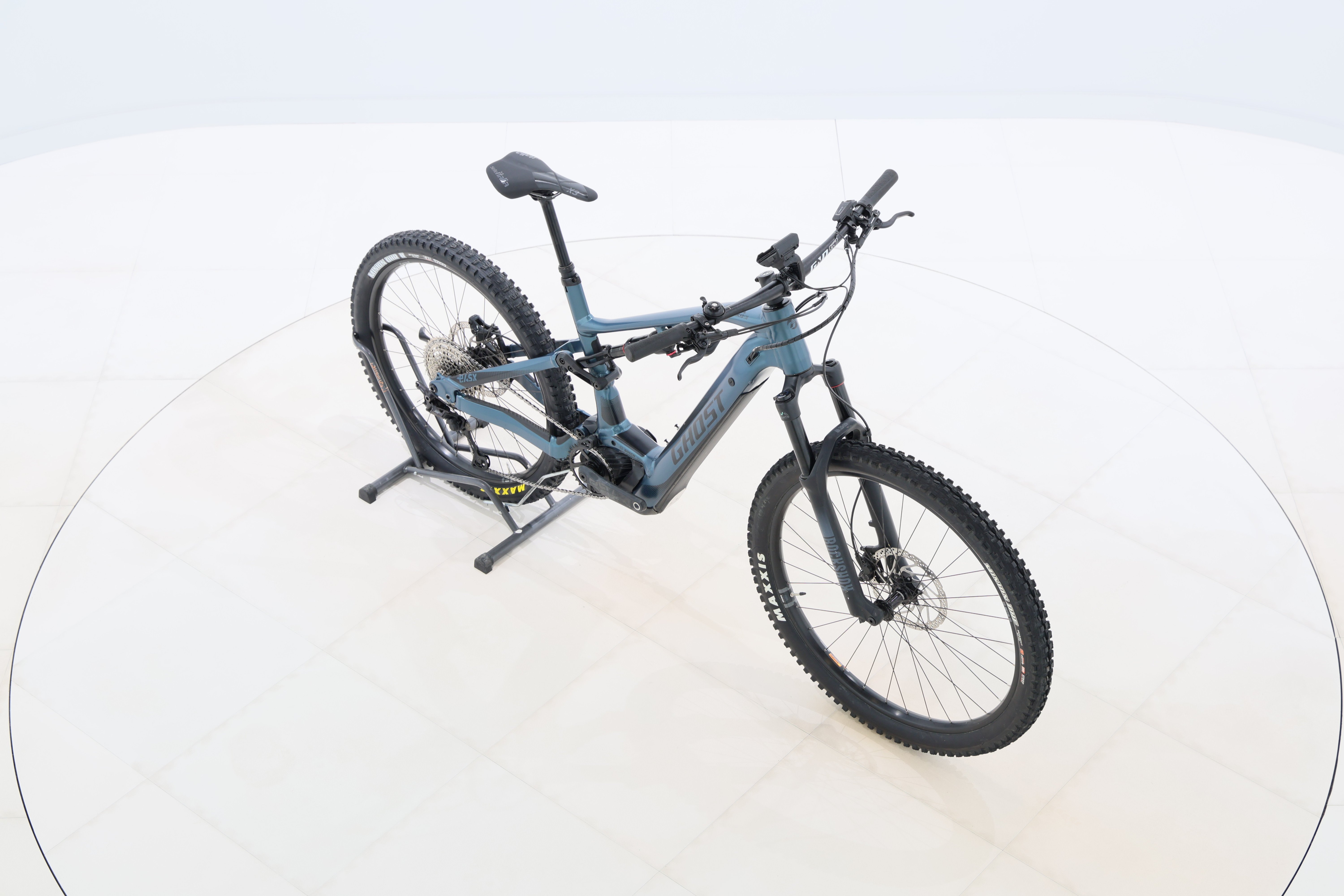 ad29abb2-fe96-4e83-9019-589499a54a22