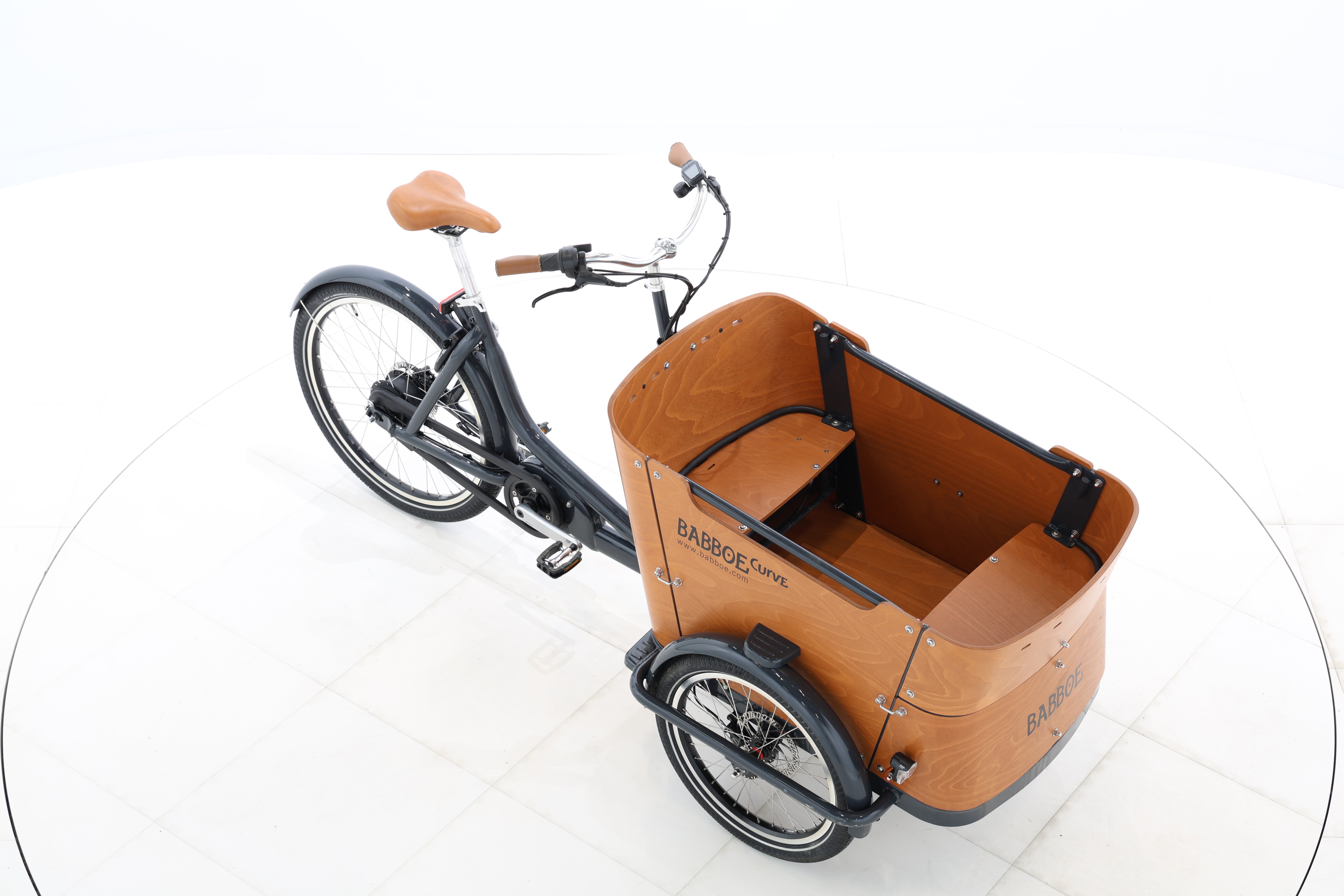 2ee48c5c-fb75-4ee7-b0a2-abca48b3b21f