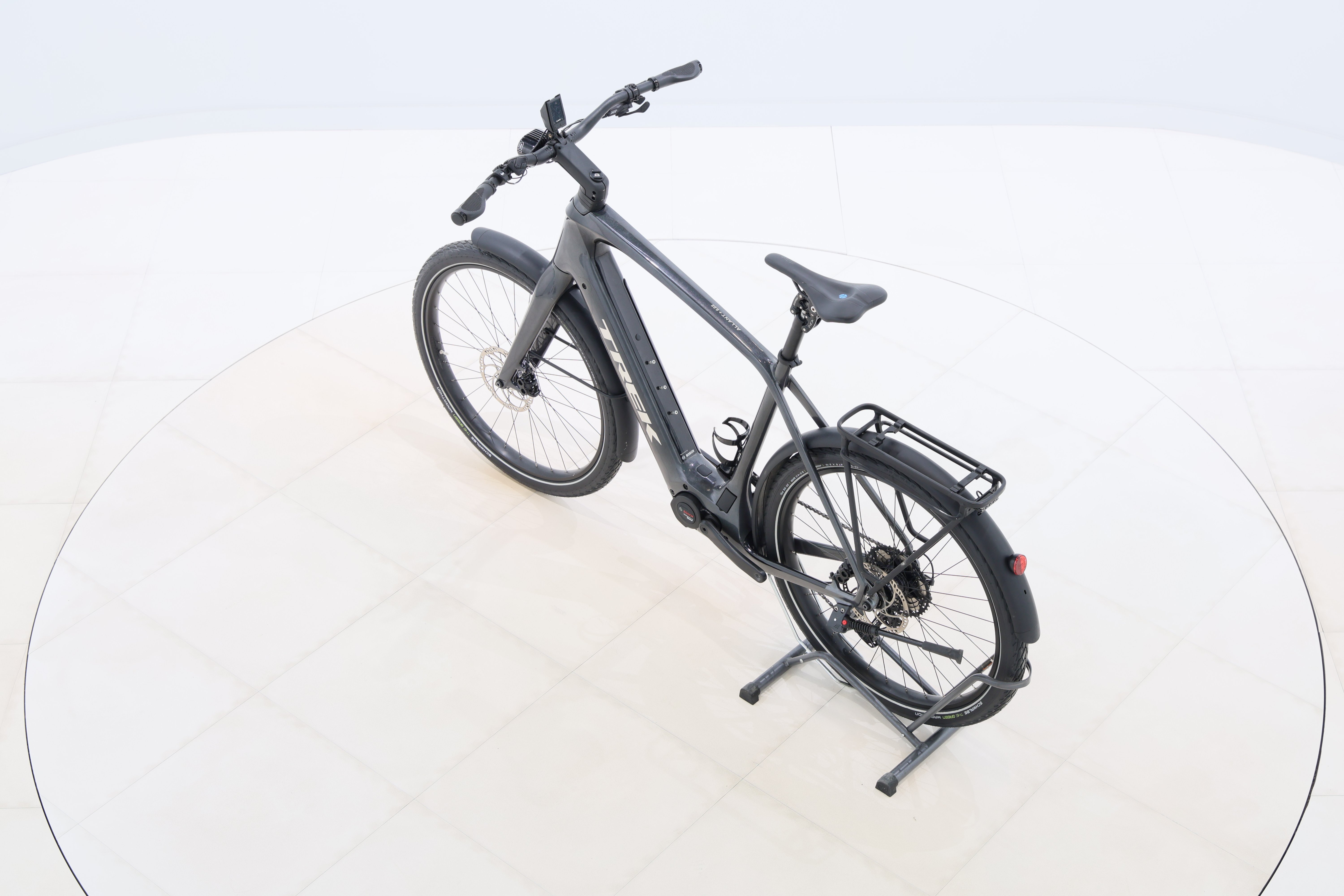 fba4b2cd-2197-4697-b1a1-1dc4061670f1