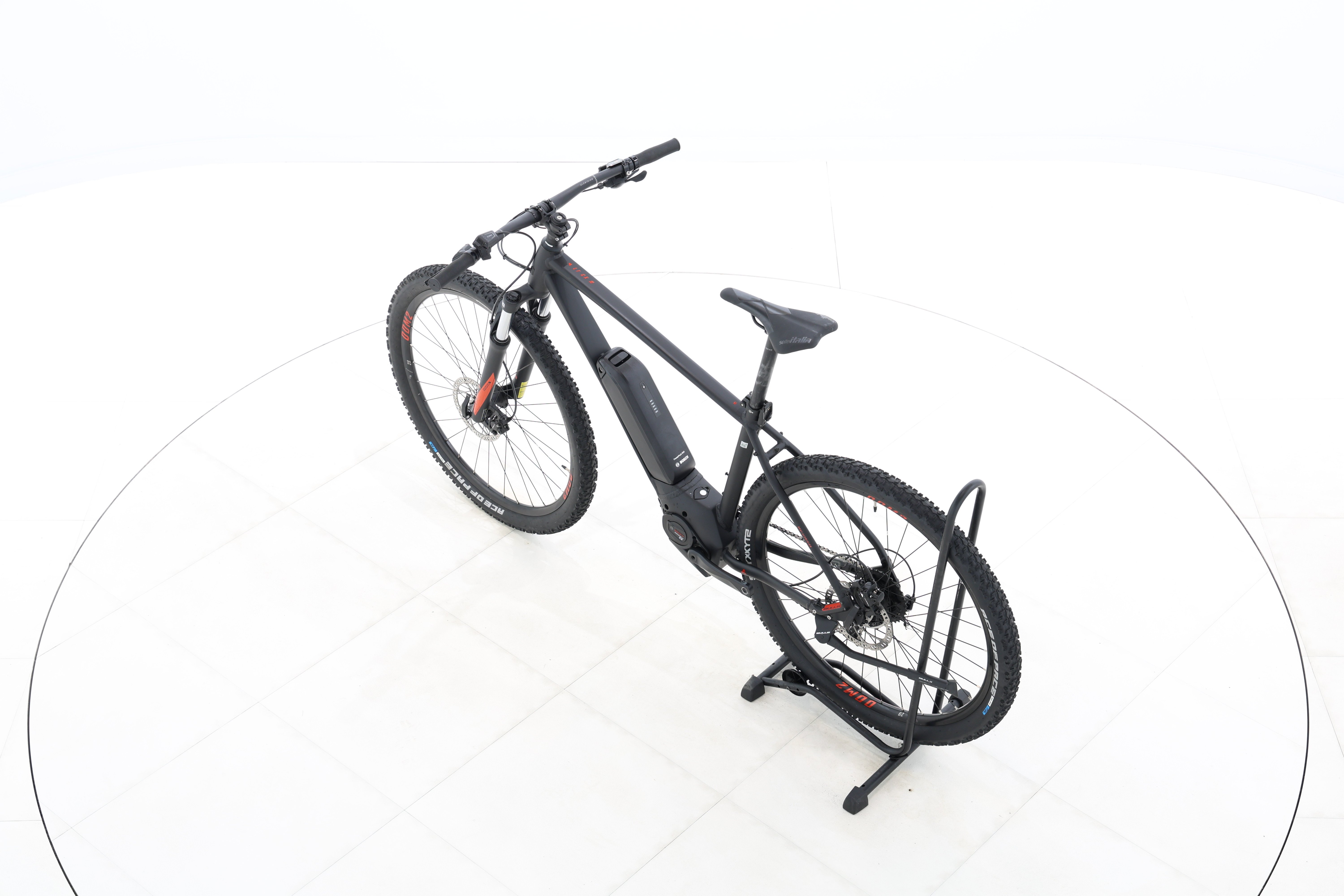 10f61776-b5c9-420f-8a0f-36b30a1f3798