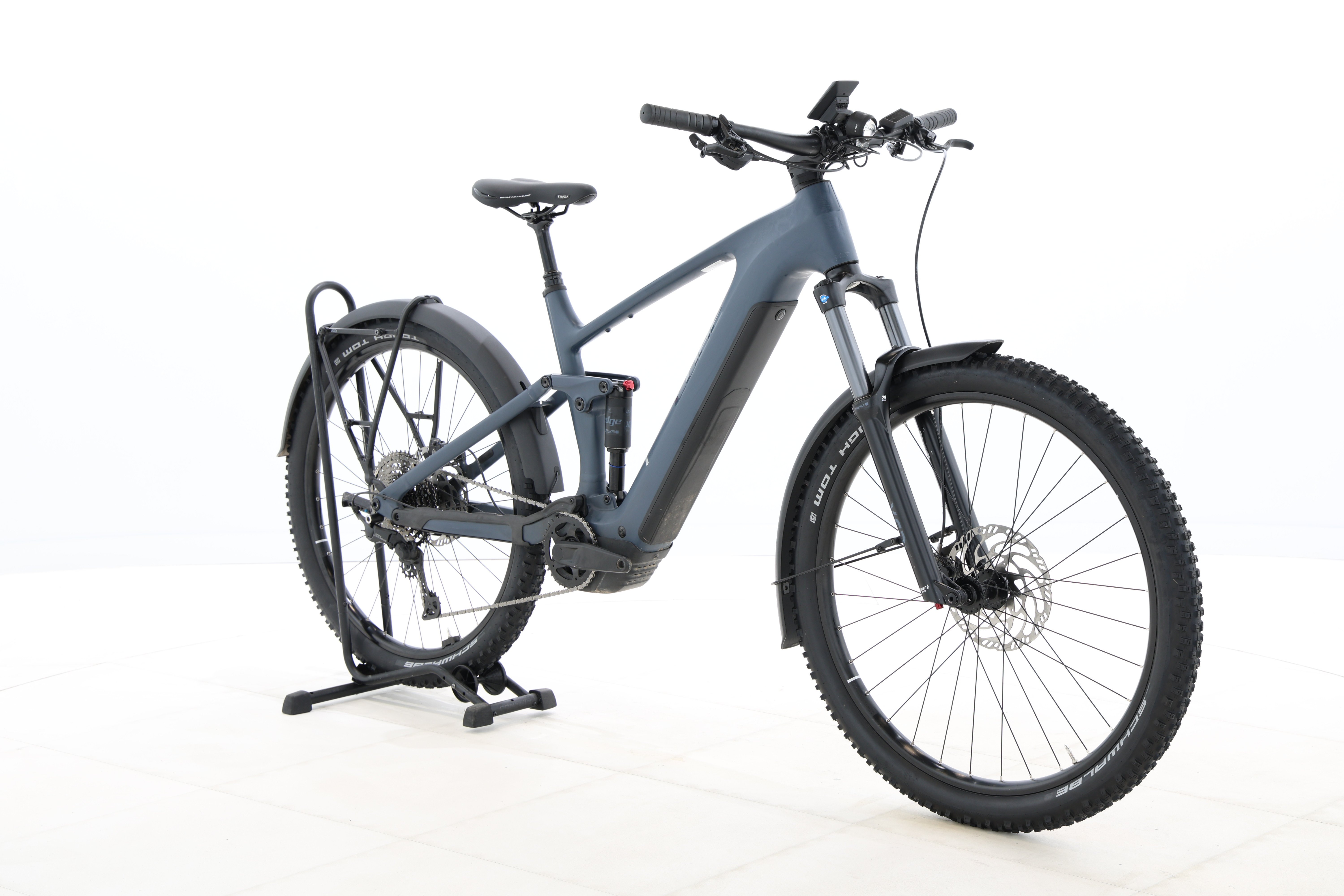 813eb2e4-a700-4906-9a8a-e9d21741f4ef