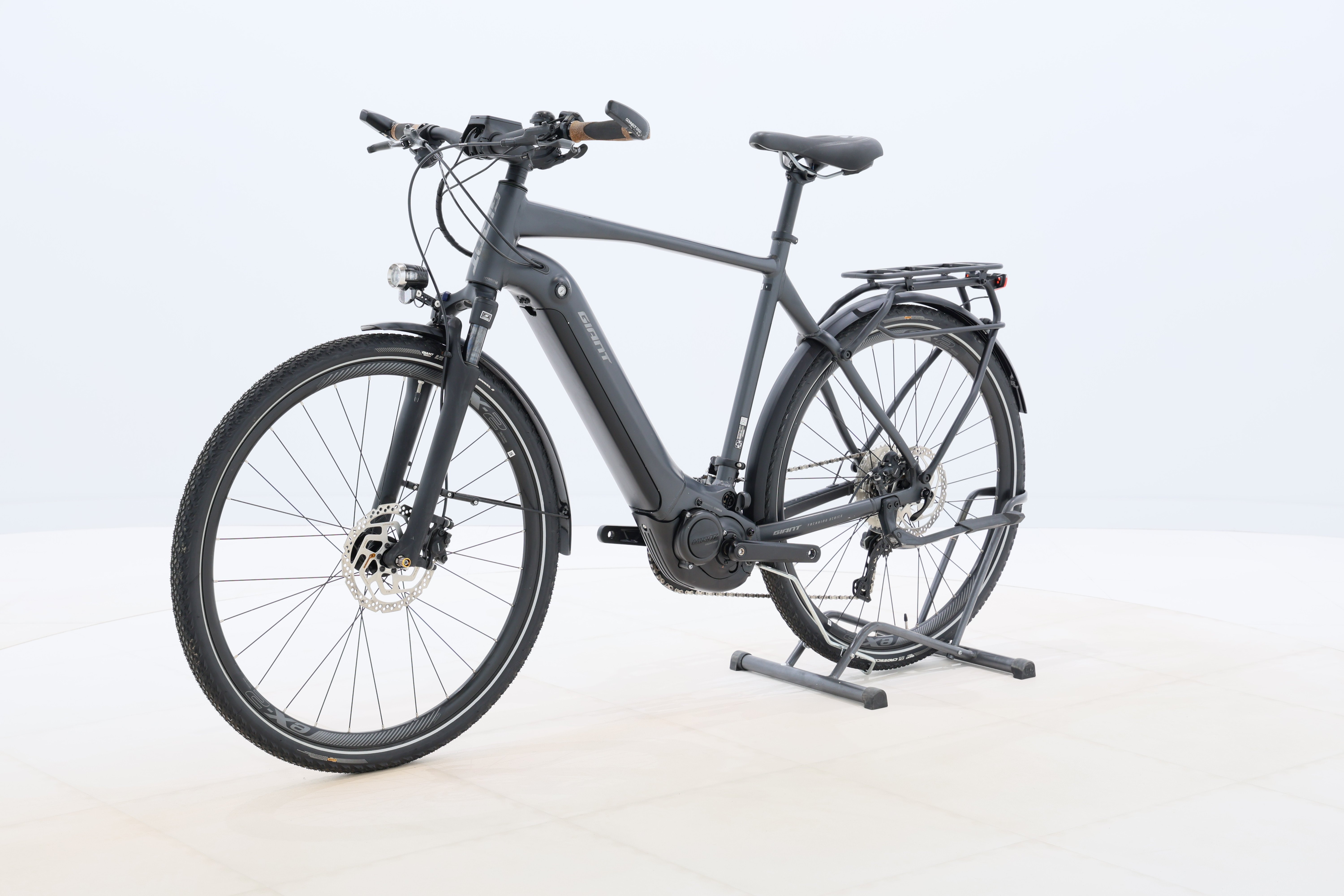 b904a6b9-3c4d-449d-bd00-9026a676a418