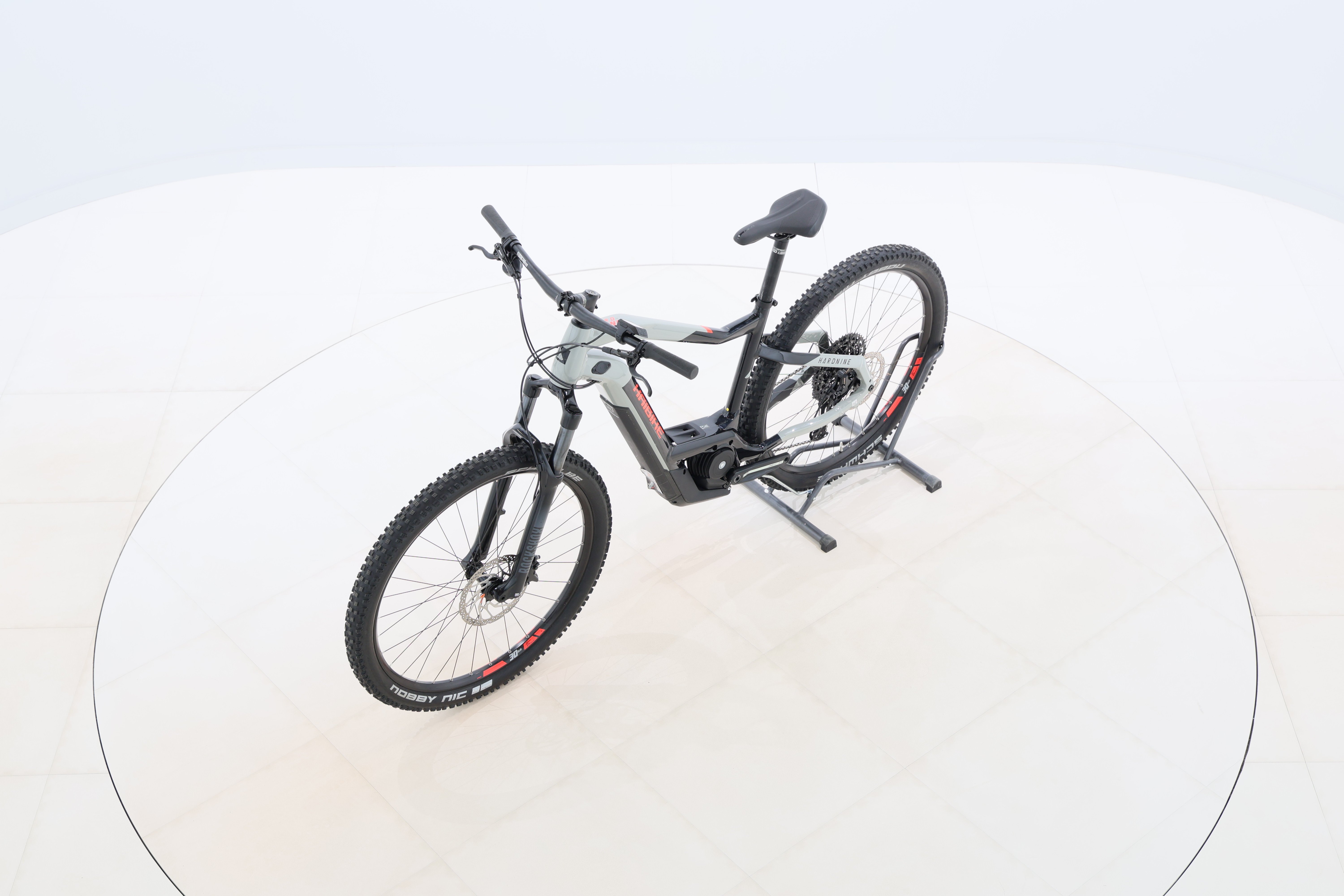 c8bddd2f-41aa-4e9b-9f63-83ba1d2326b4