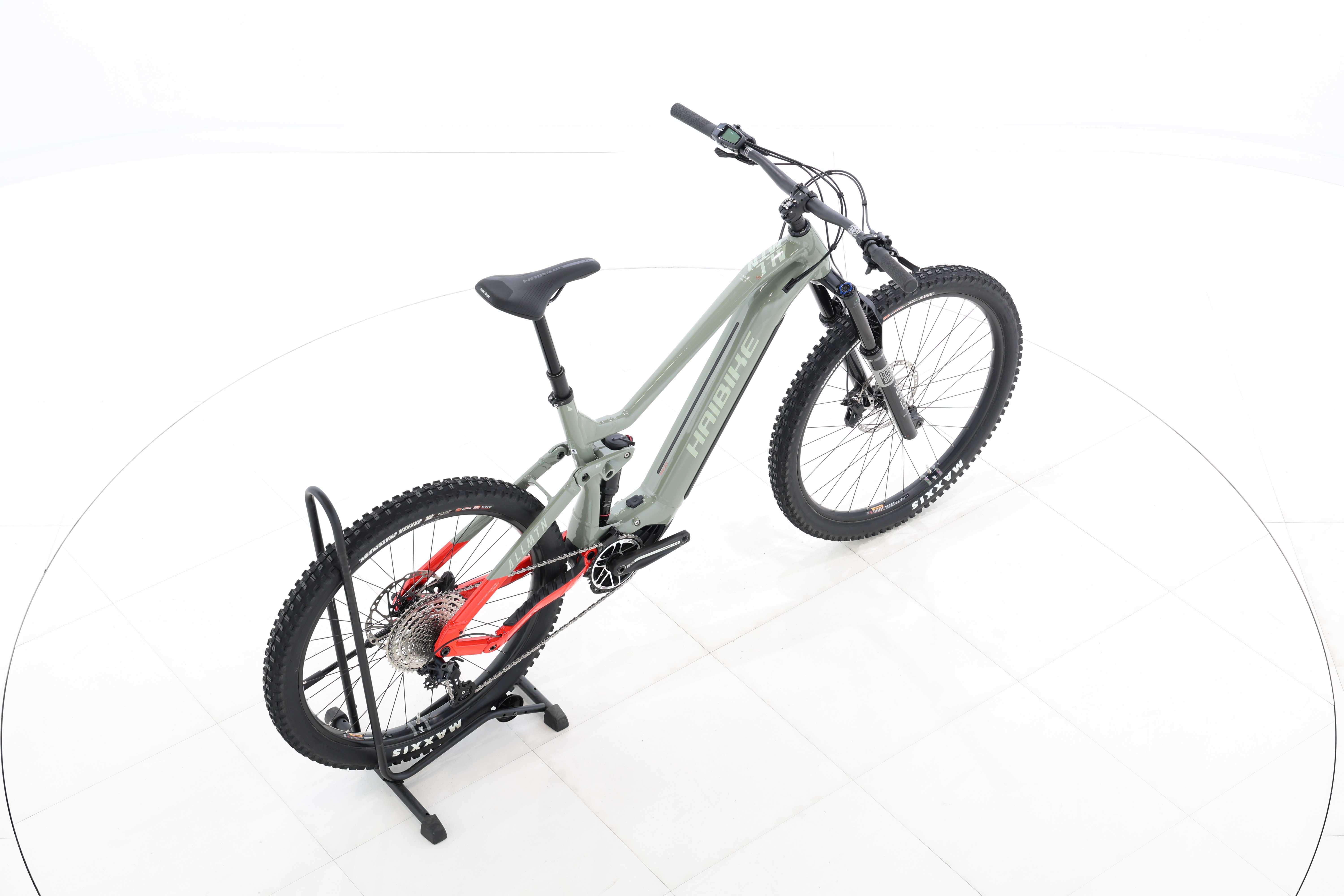 33673834-865e-46c9-b93b-75b41de2cf2a