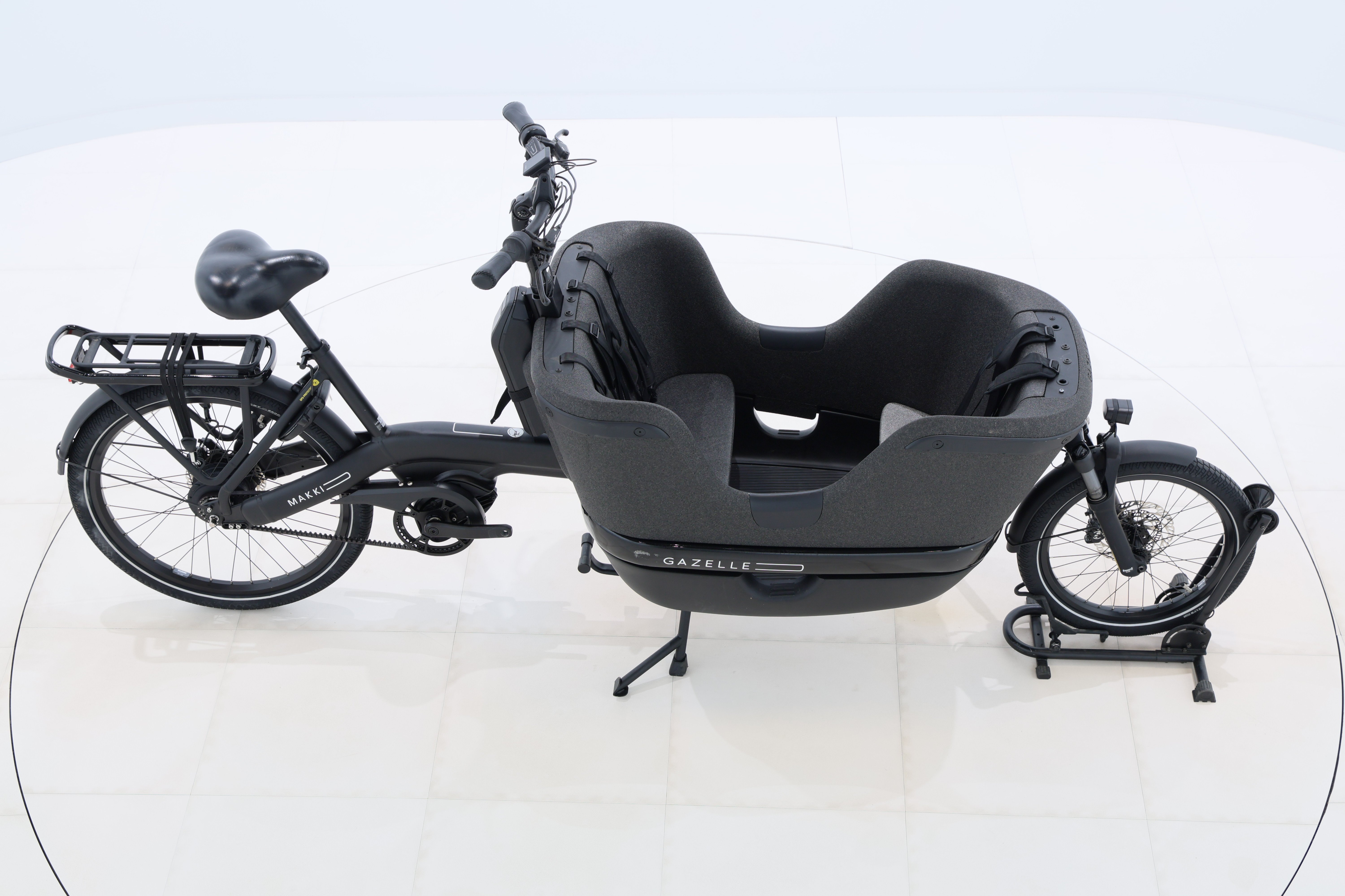 bd1f84b6-a2c7-48c9-94f3-db1921ba16e2