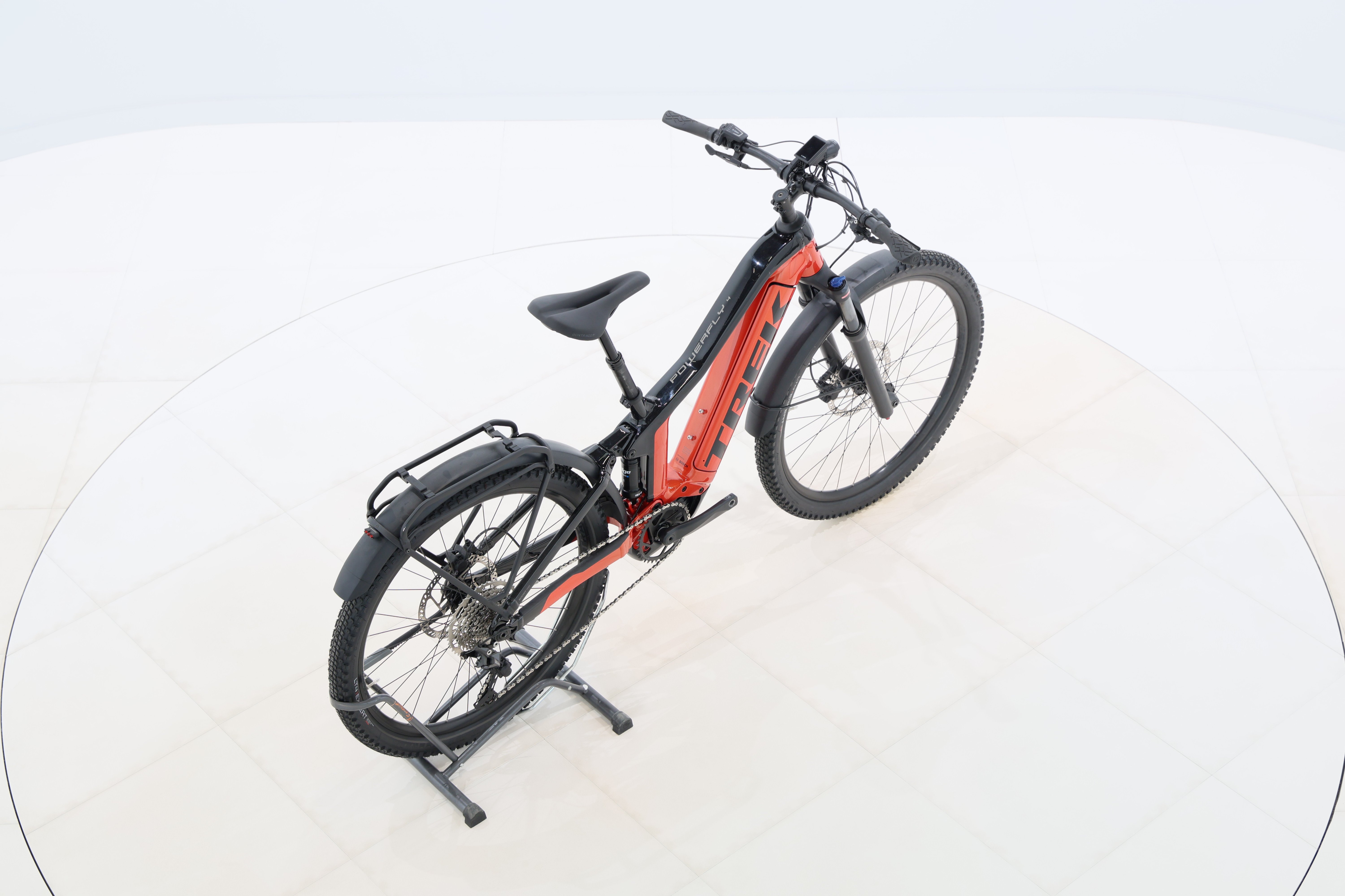 00b67314-f79e-45e6-8d8a-8dfb6e66e5ed