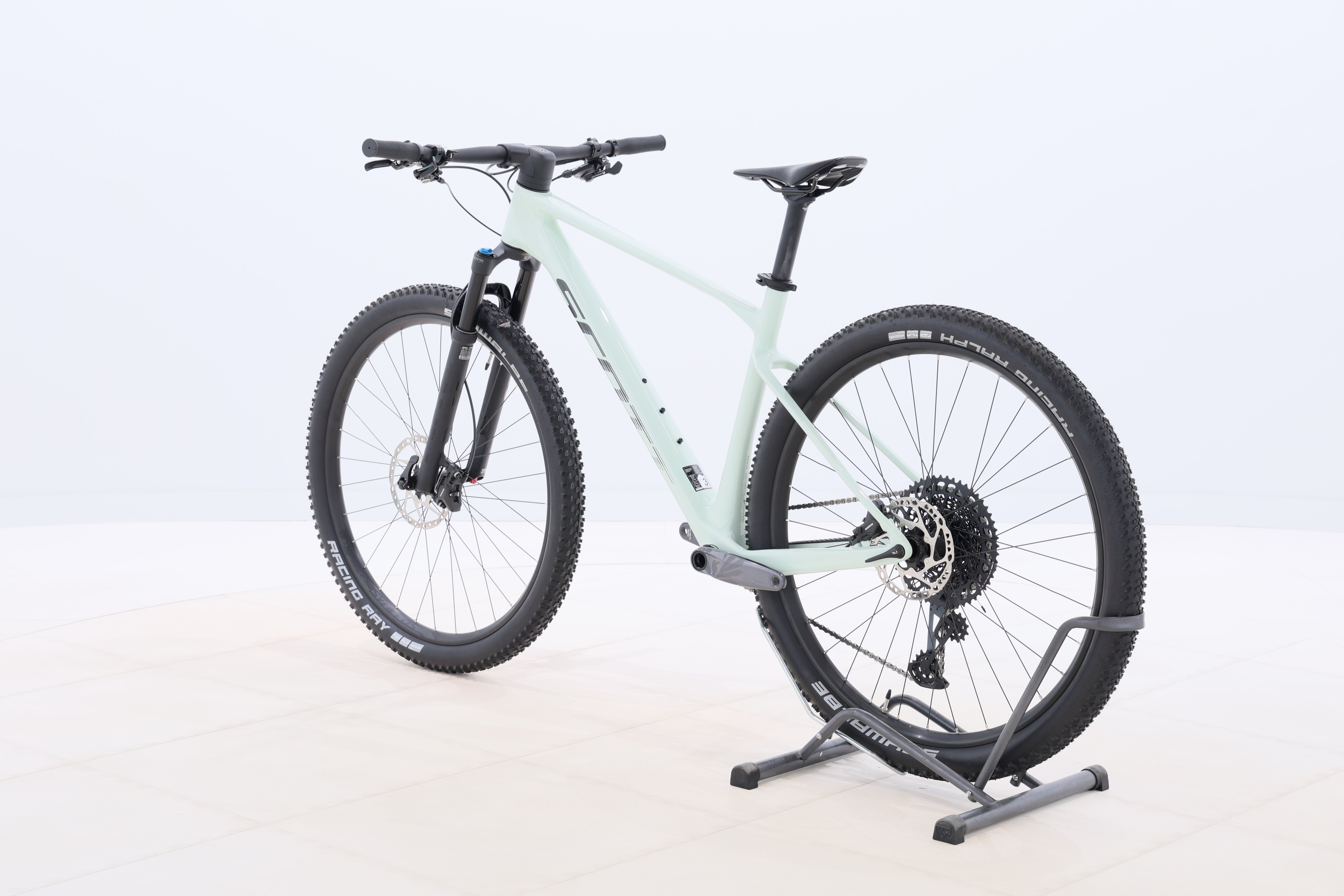 4ea5433f-ef4e-41db-8a52-3c5f26a86b74