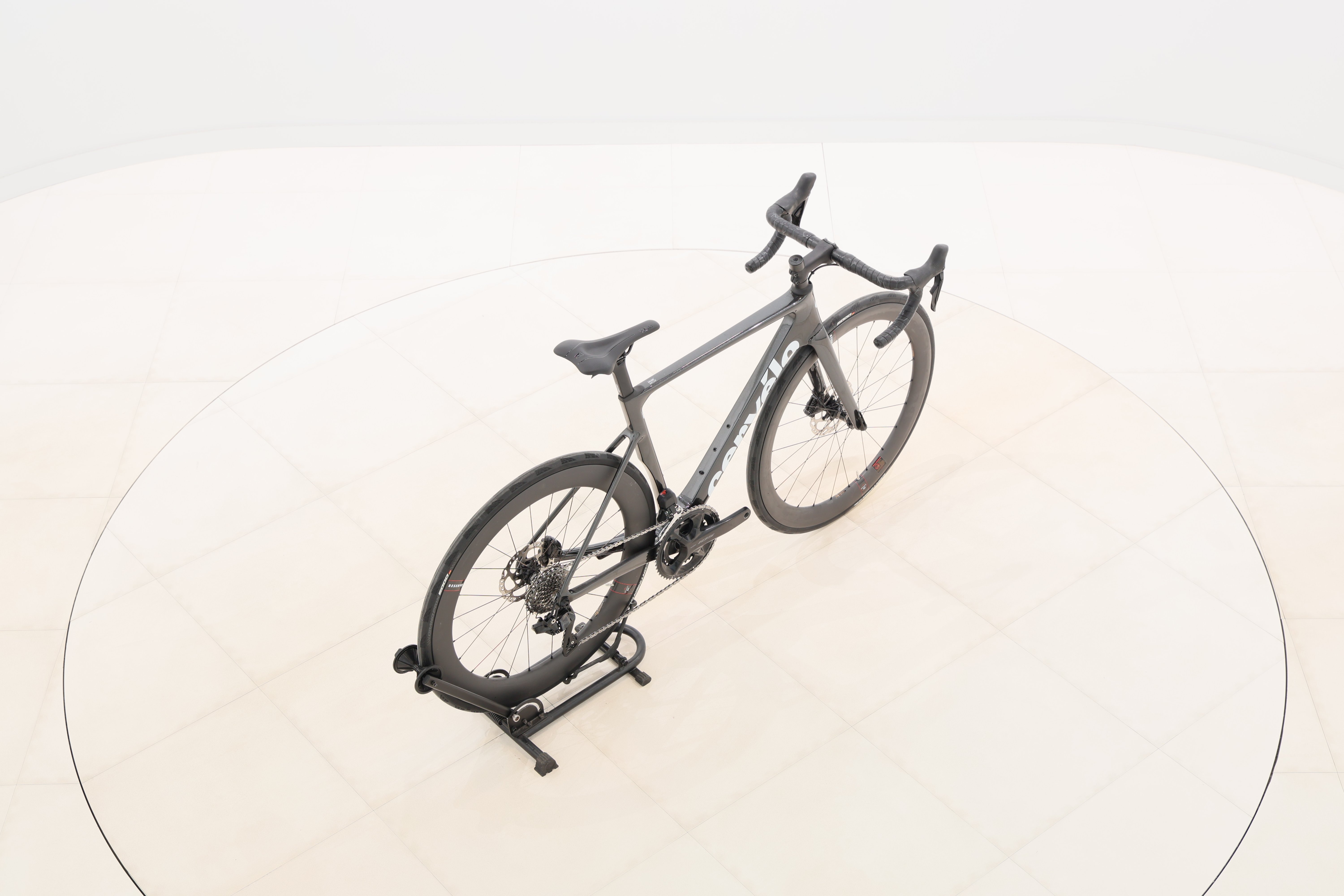 5b0b89a7-90e3-4bbd-a90d-3d880200ba20