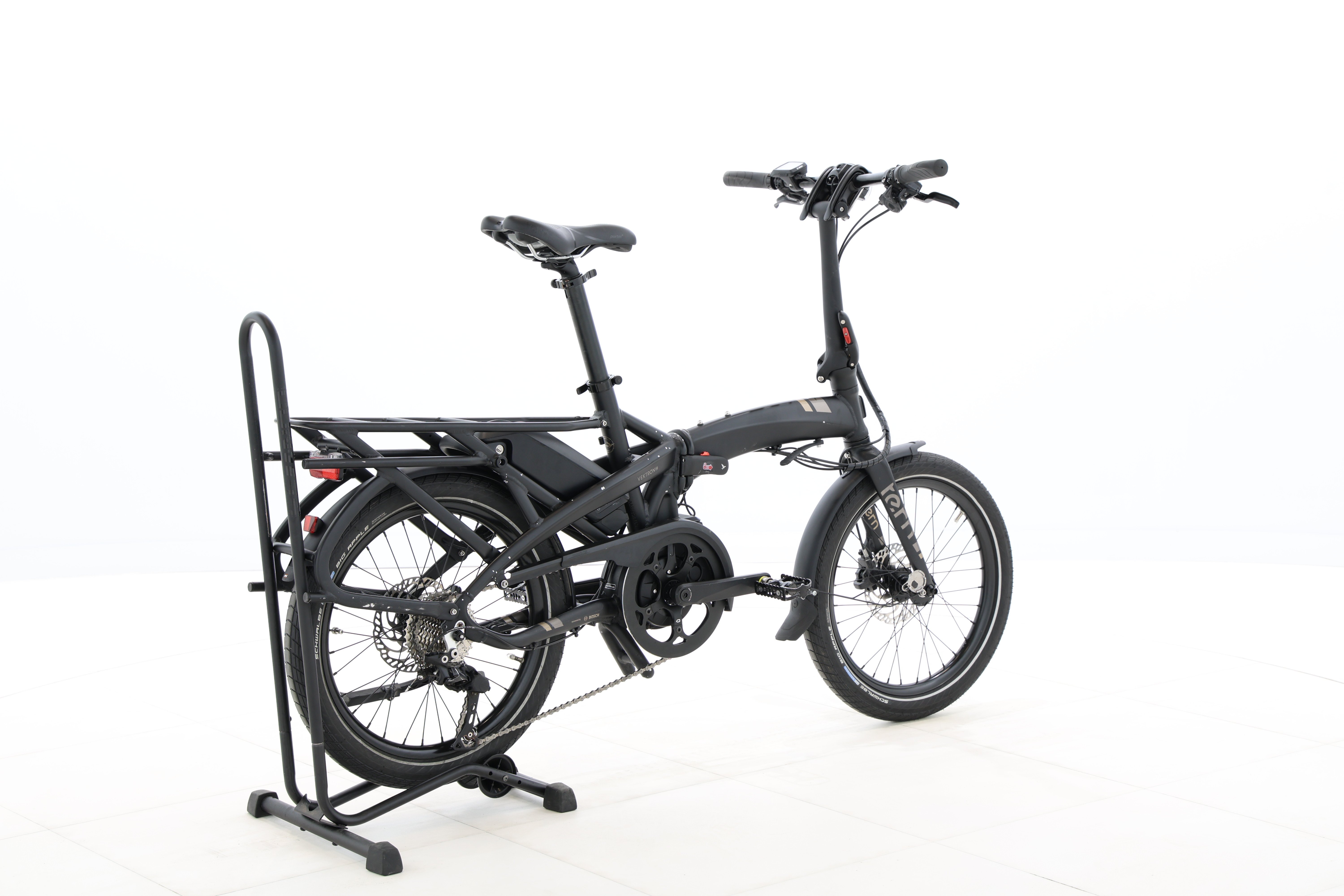 6ad70490-8932-4f6d-8b18-6e81269f32c9