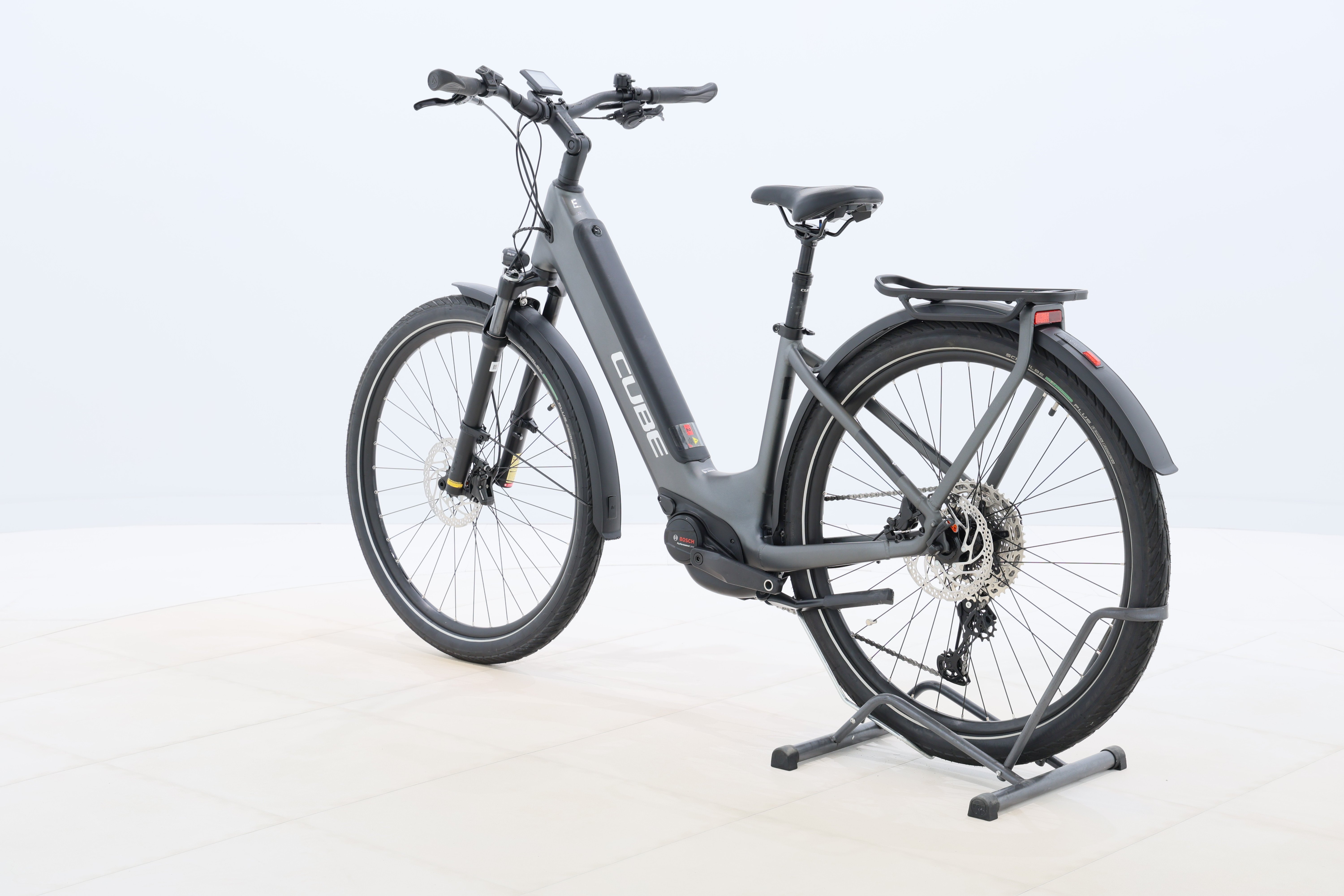 aa833c06-8fe1-4504-a664-00bbed2f8955