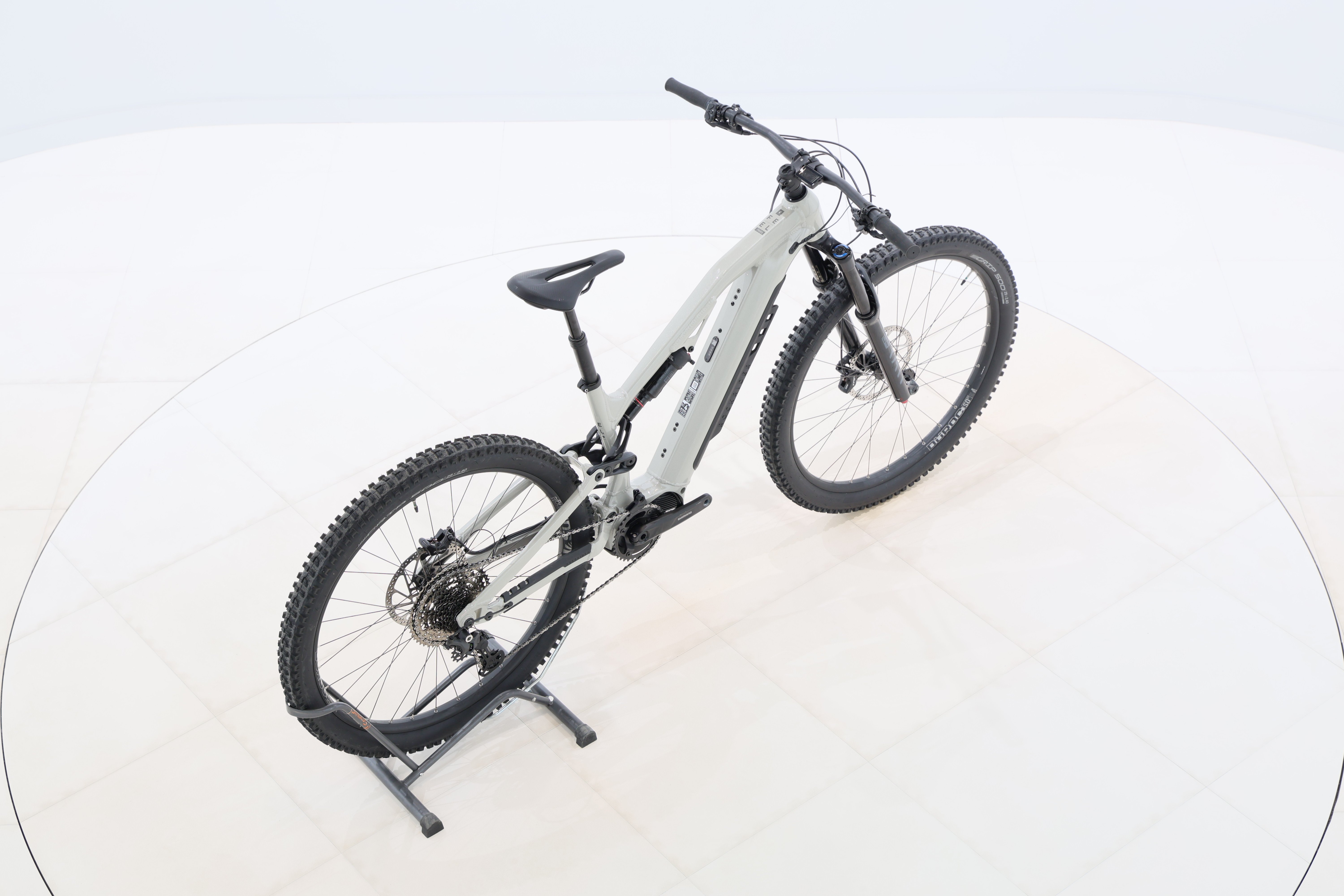 efb1e6e8-c383-4f5e-8108-0ee729abccdb