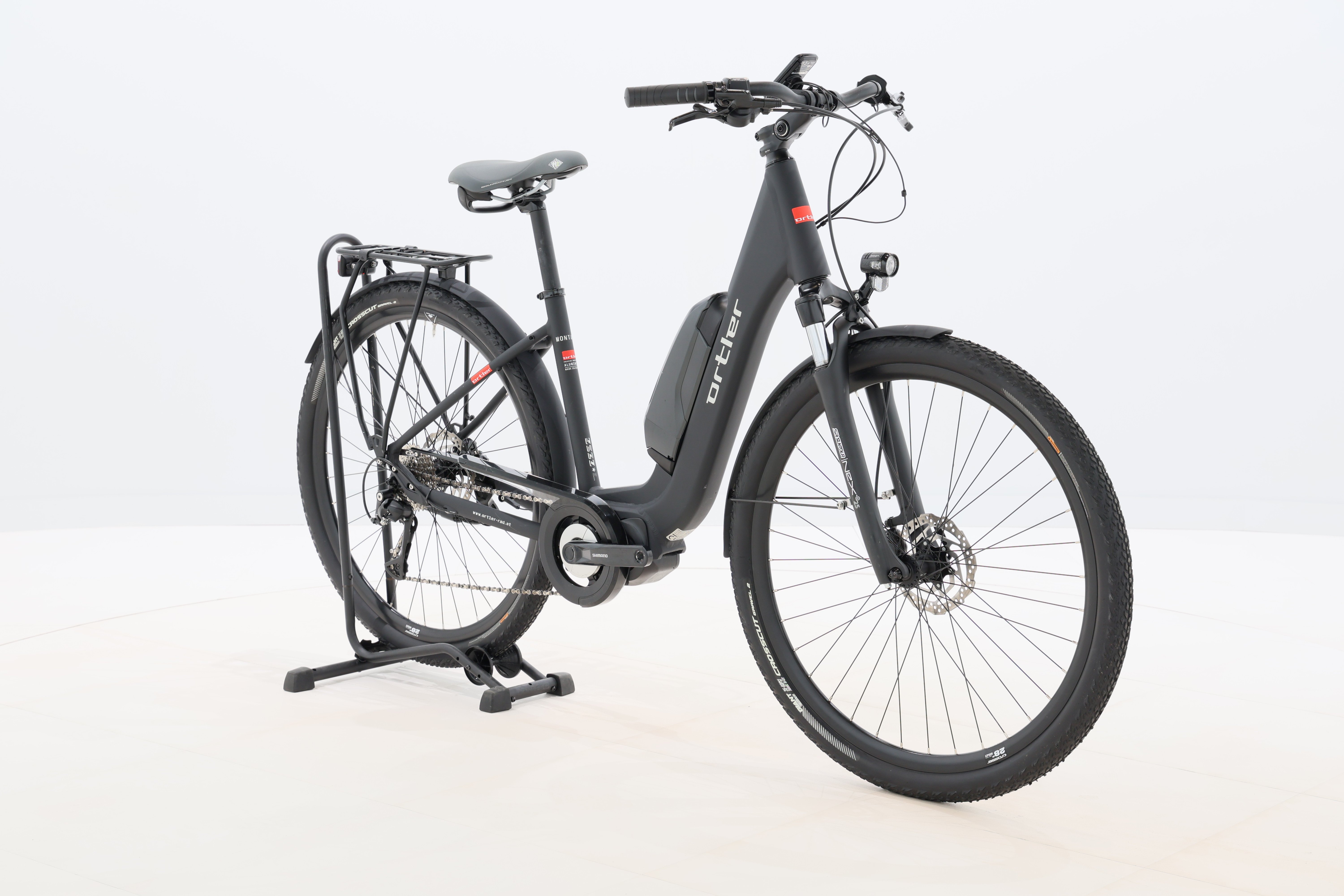 f1a9686d-09e9-40ab-9d61-1316dcfb151b