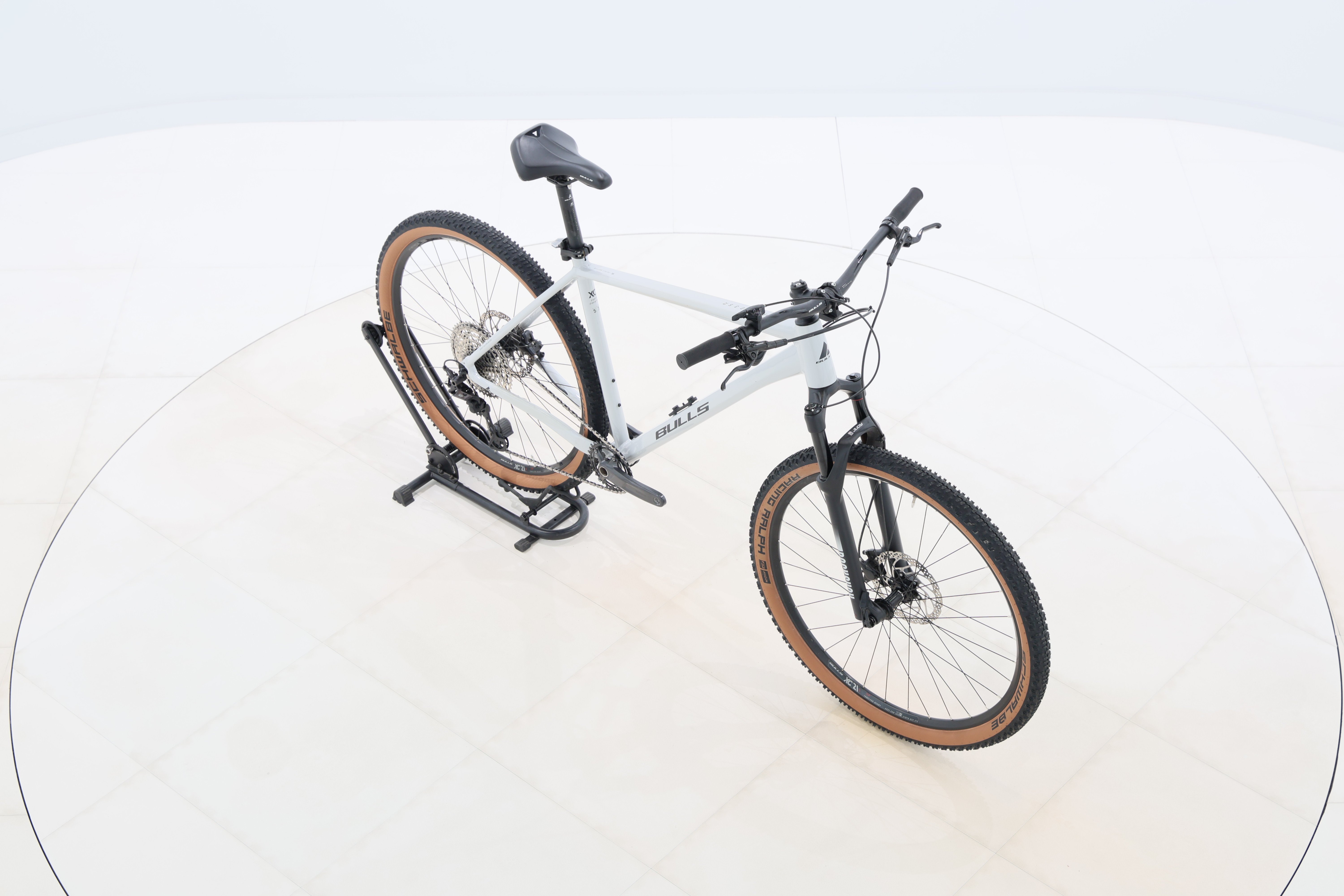 2e7692fd-40c5-4592-babc-356d29e38da8