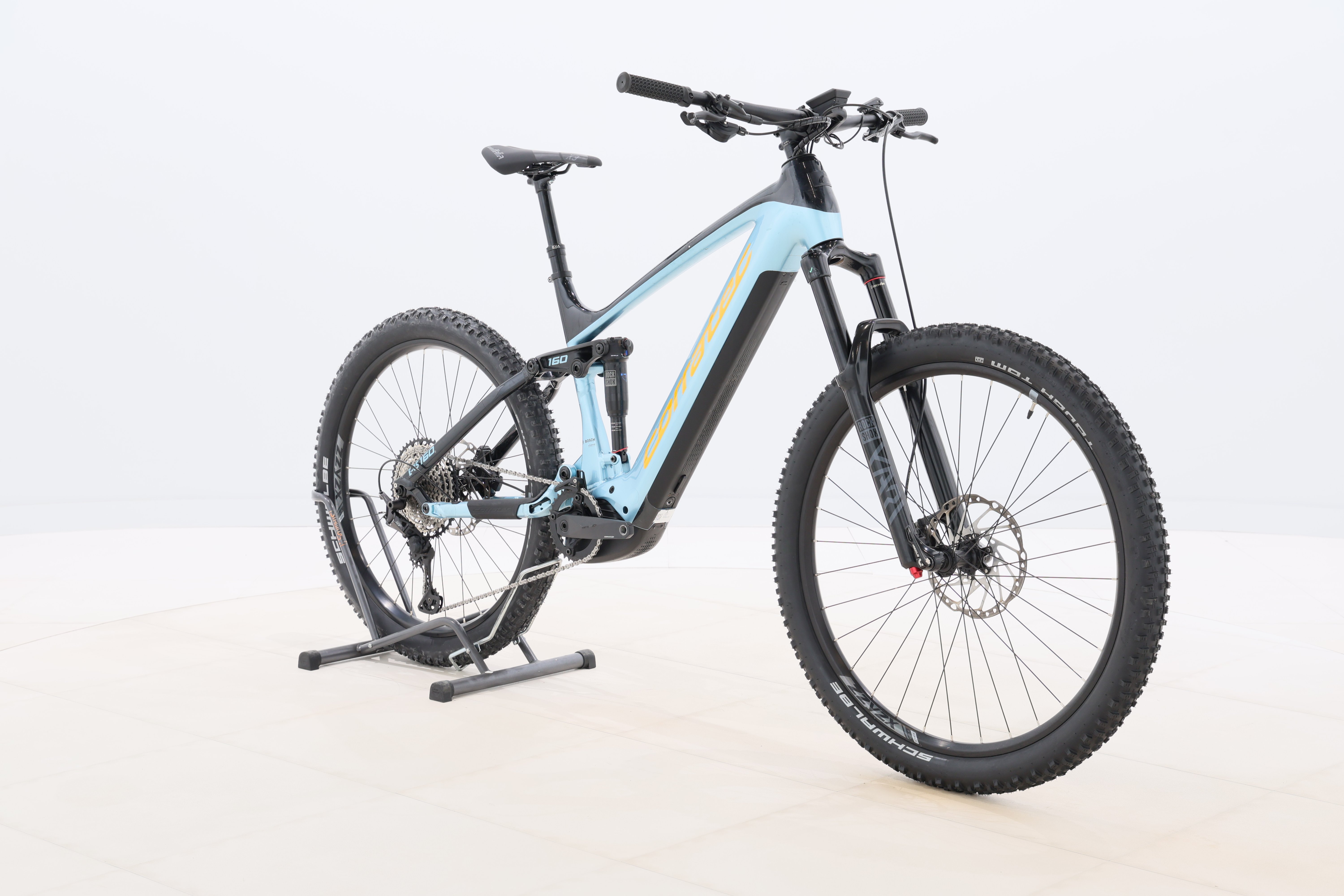 d8f9d111-b162-4f8d-b733-f9b89e37d200