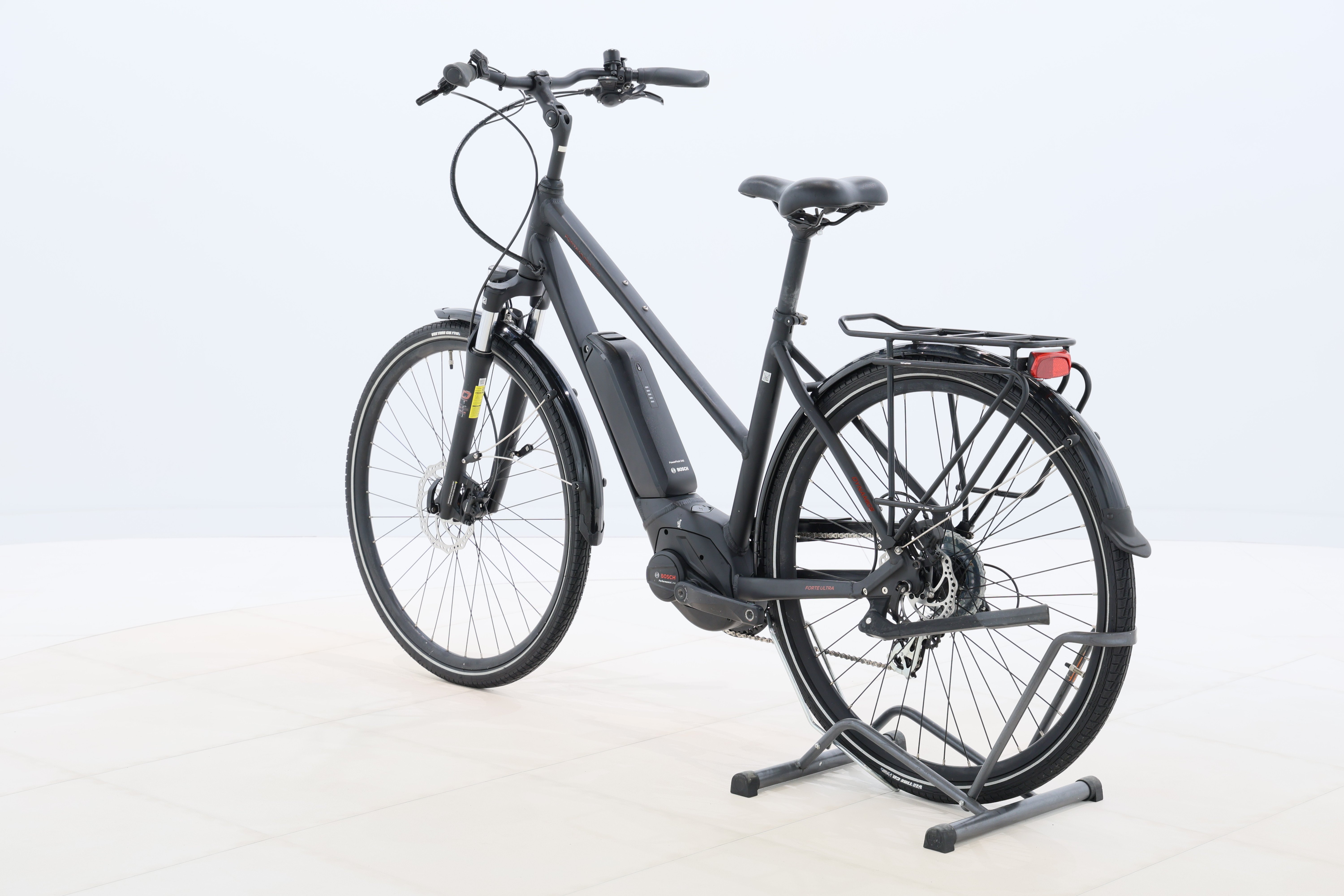 eeaebbfd-ff0b-4ef9-990b-de04aa5ada2f