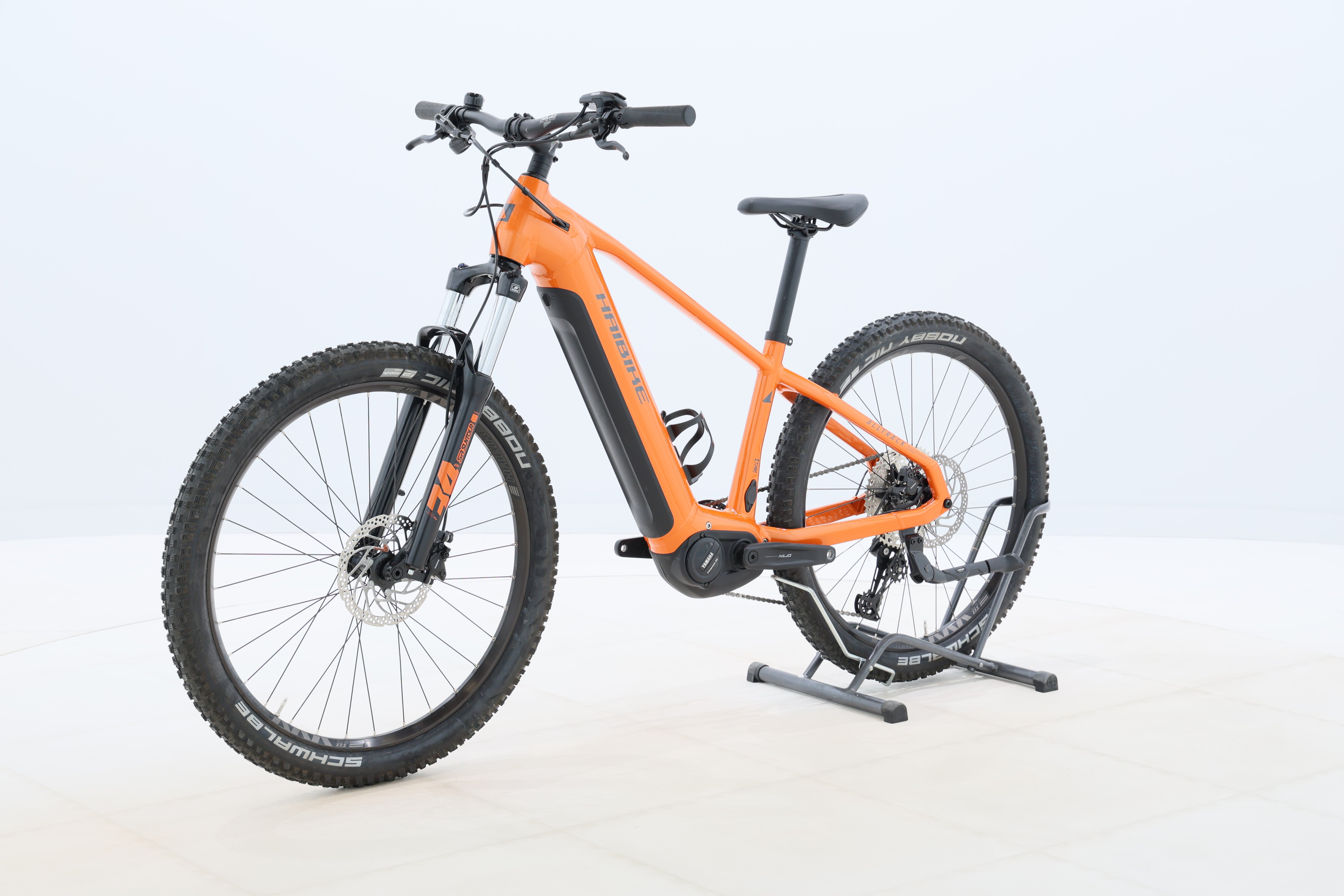 8da41202-bb32-45ec-a1e1-42d1d1dd8384