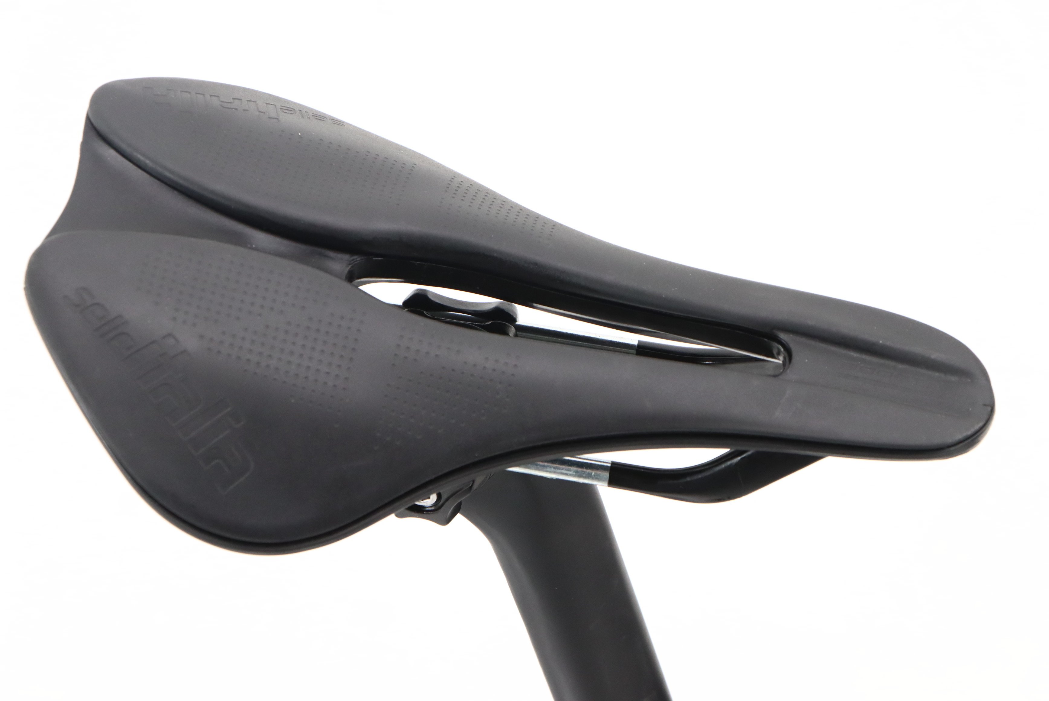 0c5baed5-cee5-4999-904c-977238c4d404