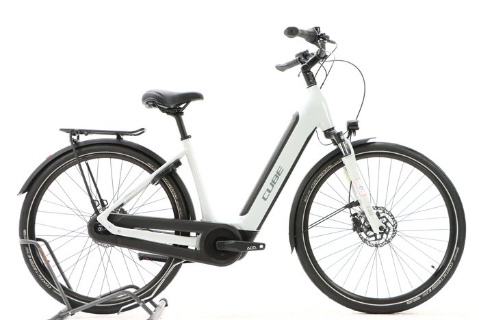 Cube SUPREME HYBRID ONE 500 2023