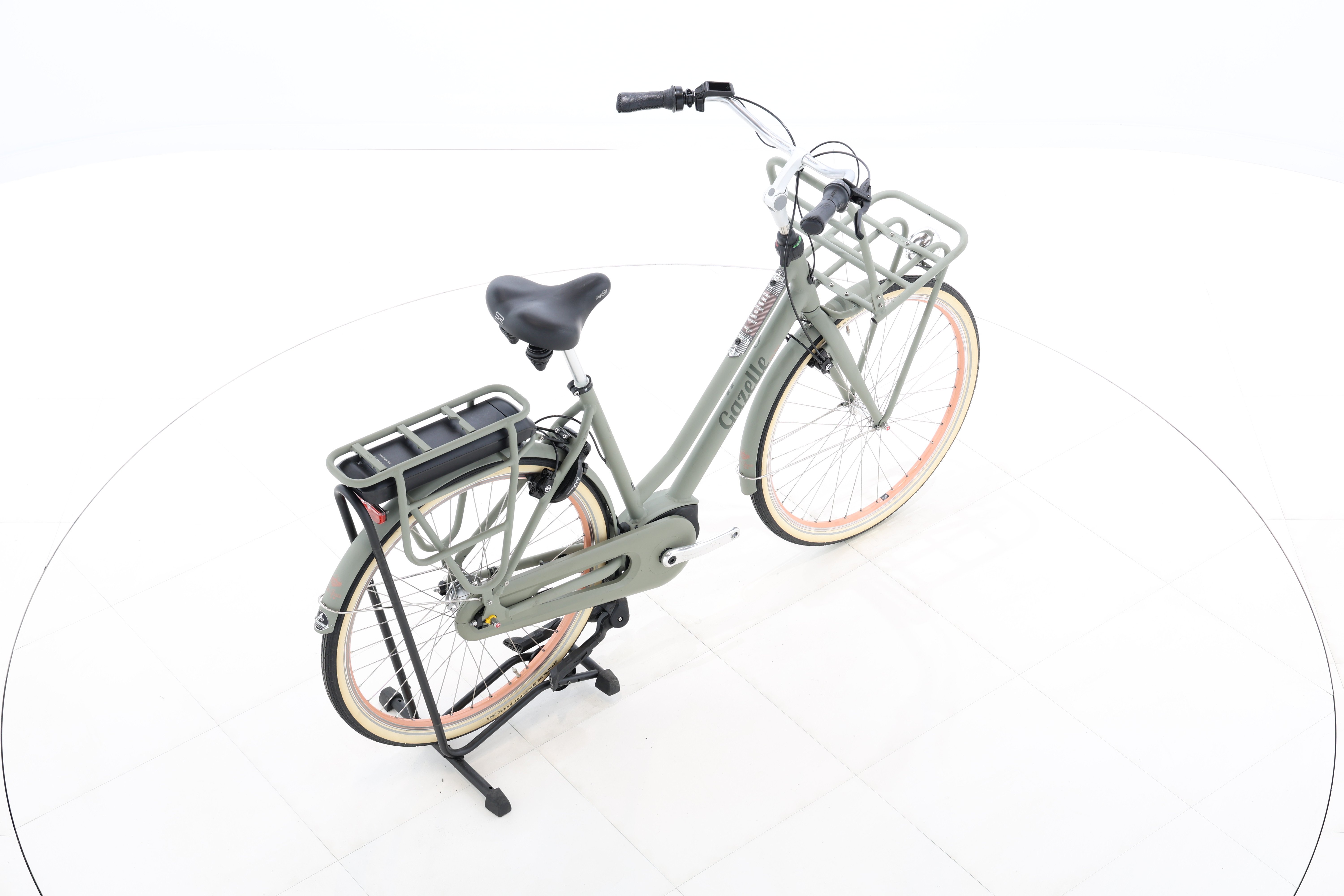 67715f8c-ba84-46b3-b2fd-c806818bf0a3