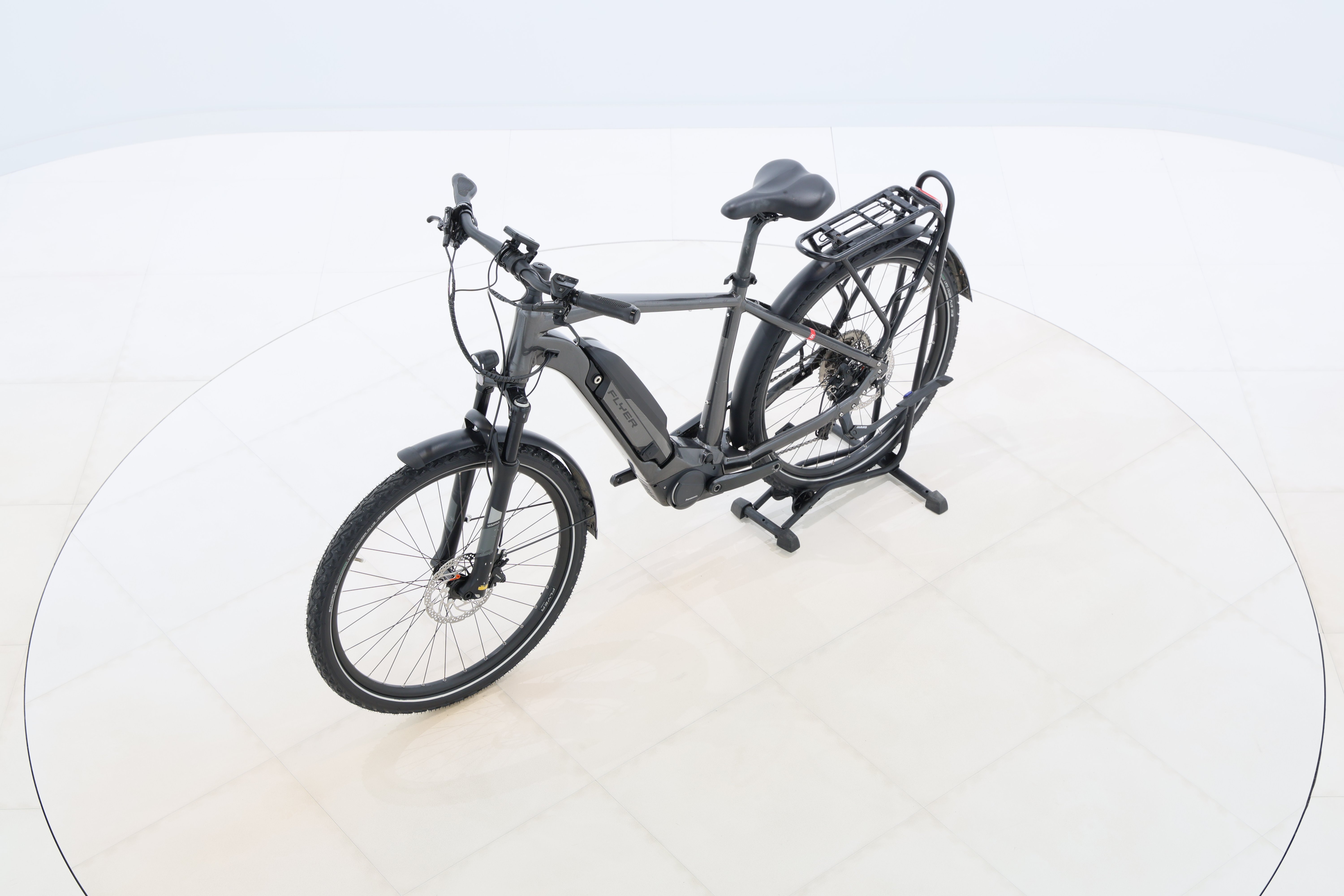 82533125-af7a-45ee-bd50-3140c06e068c