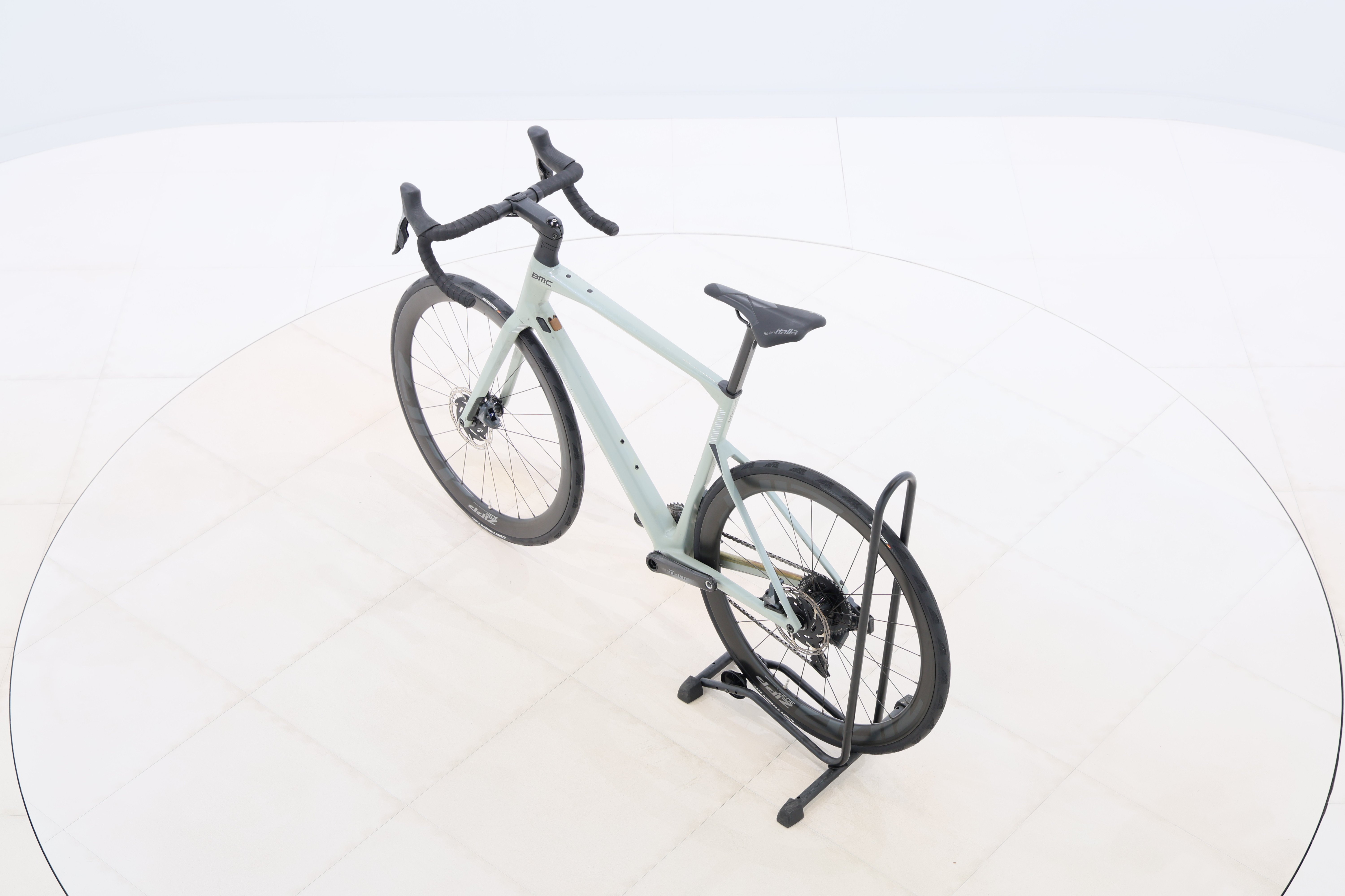 5cf007fc-cd12-4039-befc-7bf742e5723f