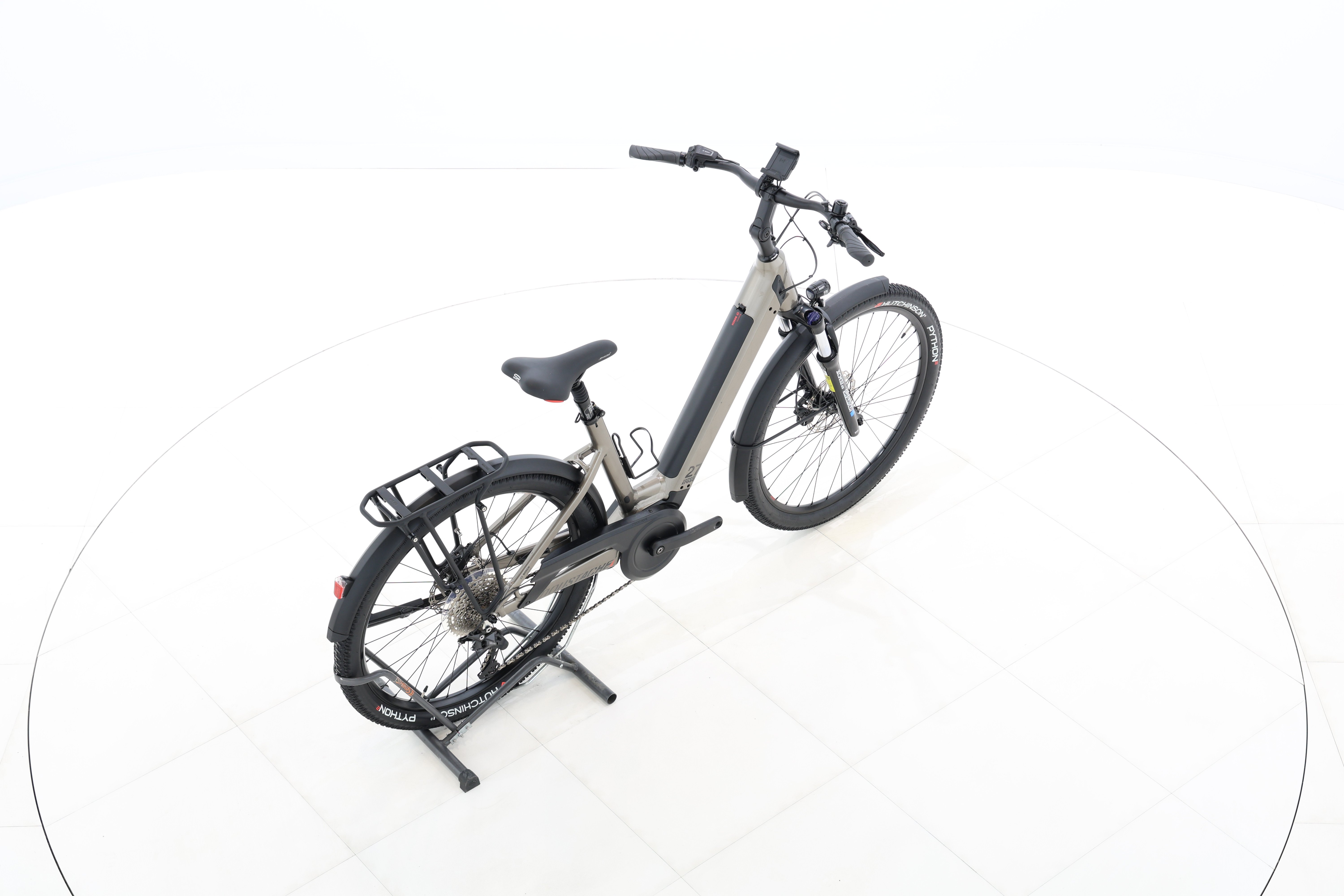 9adb851a-1e11-4601-bc75-ba82936e9c6a