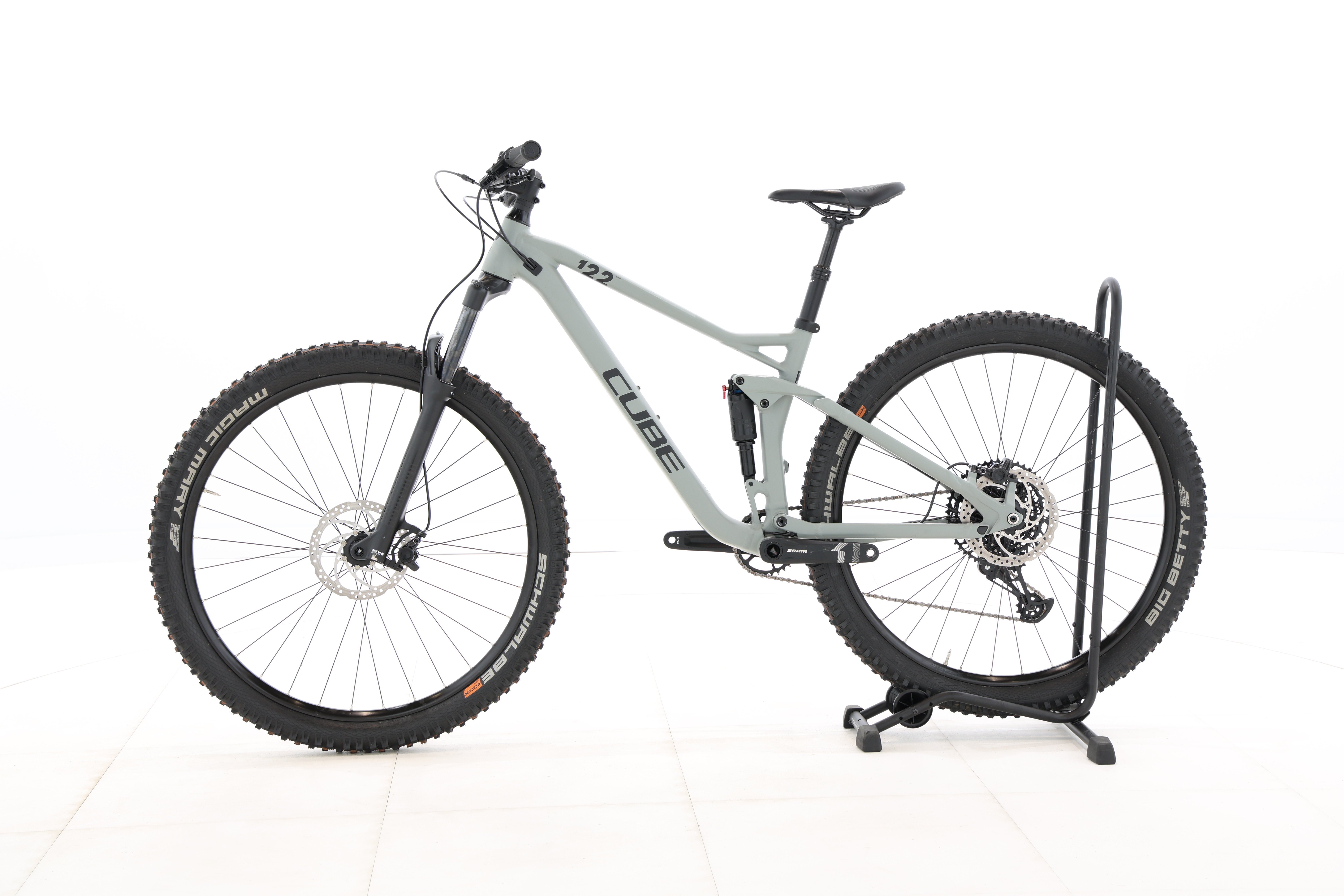 cdb9a80f-3583-4a24-916d-4dbd23459df8