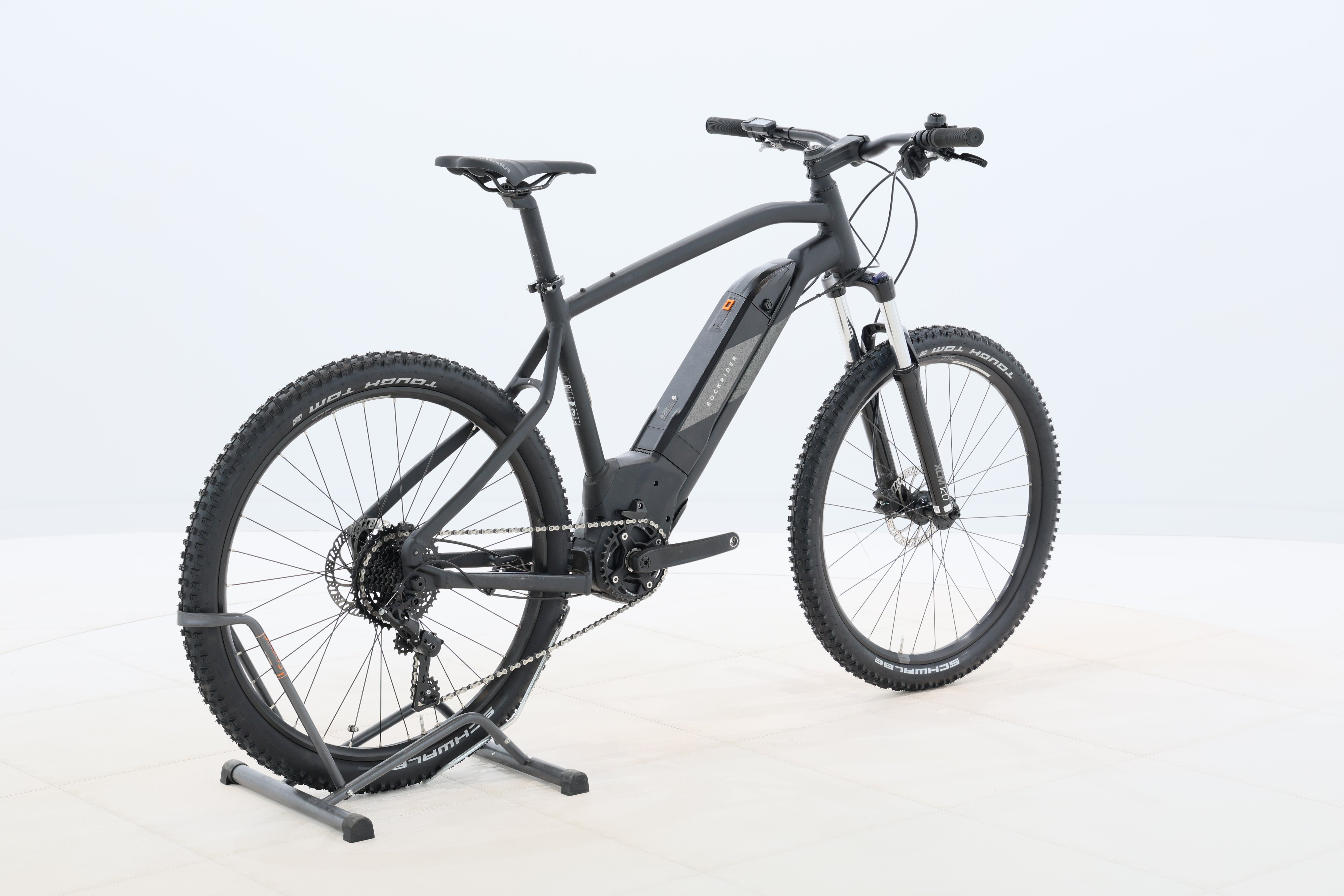 fbcc3c84-5144-4bf8-a94e-e844e84f5820