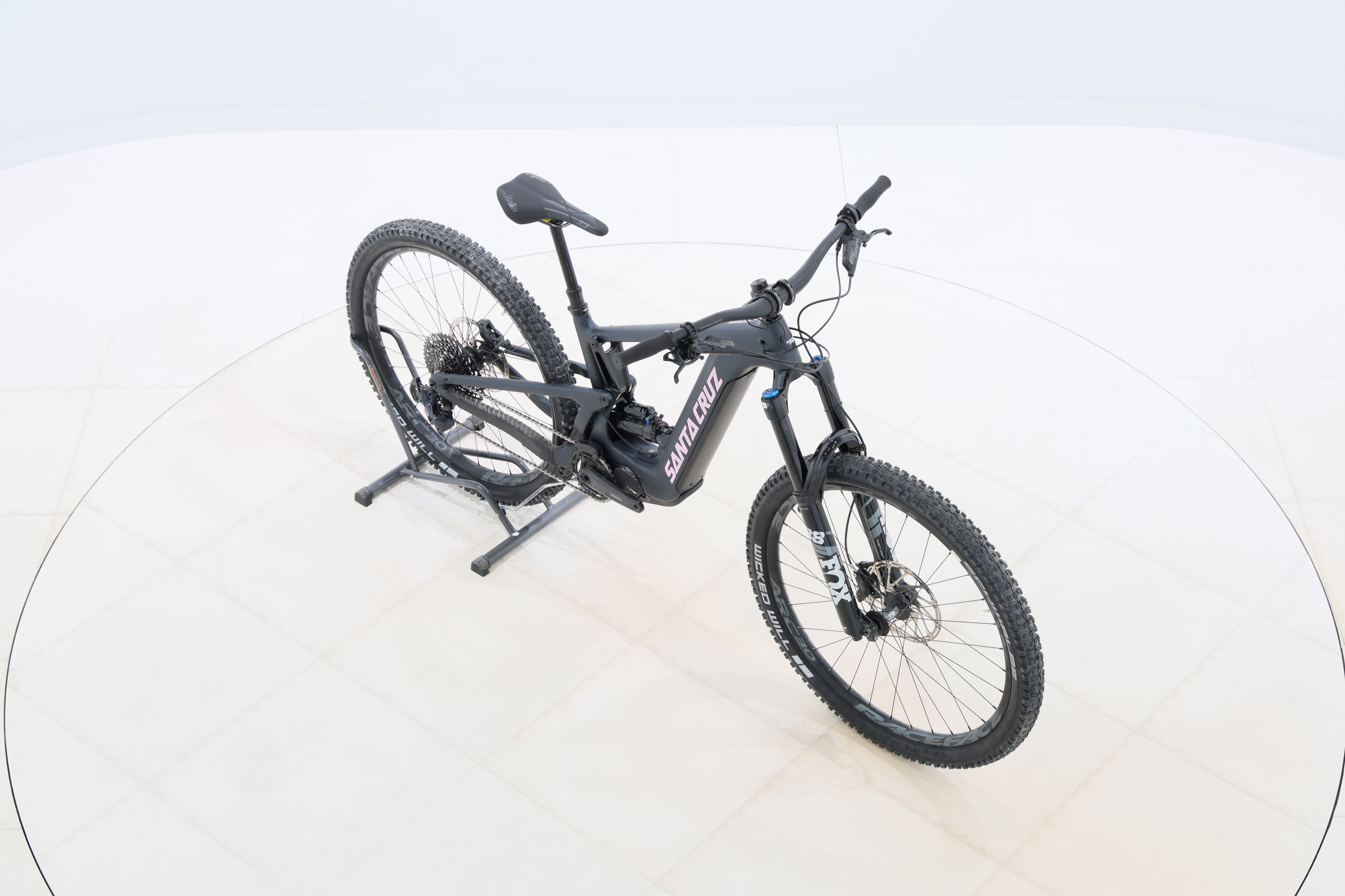 665af1d4-ff4b-4fd0-9a4b-7a8186a607b0