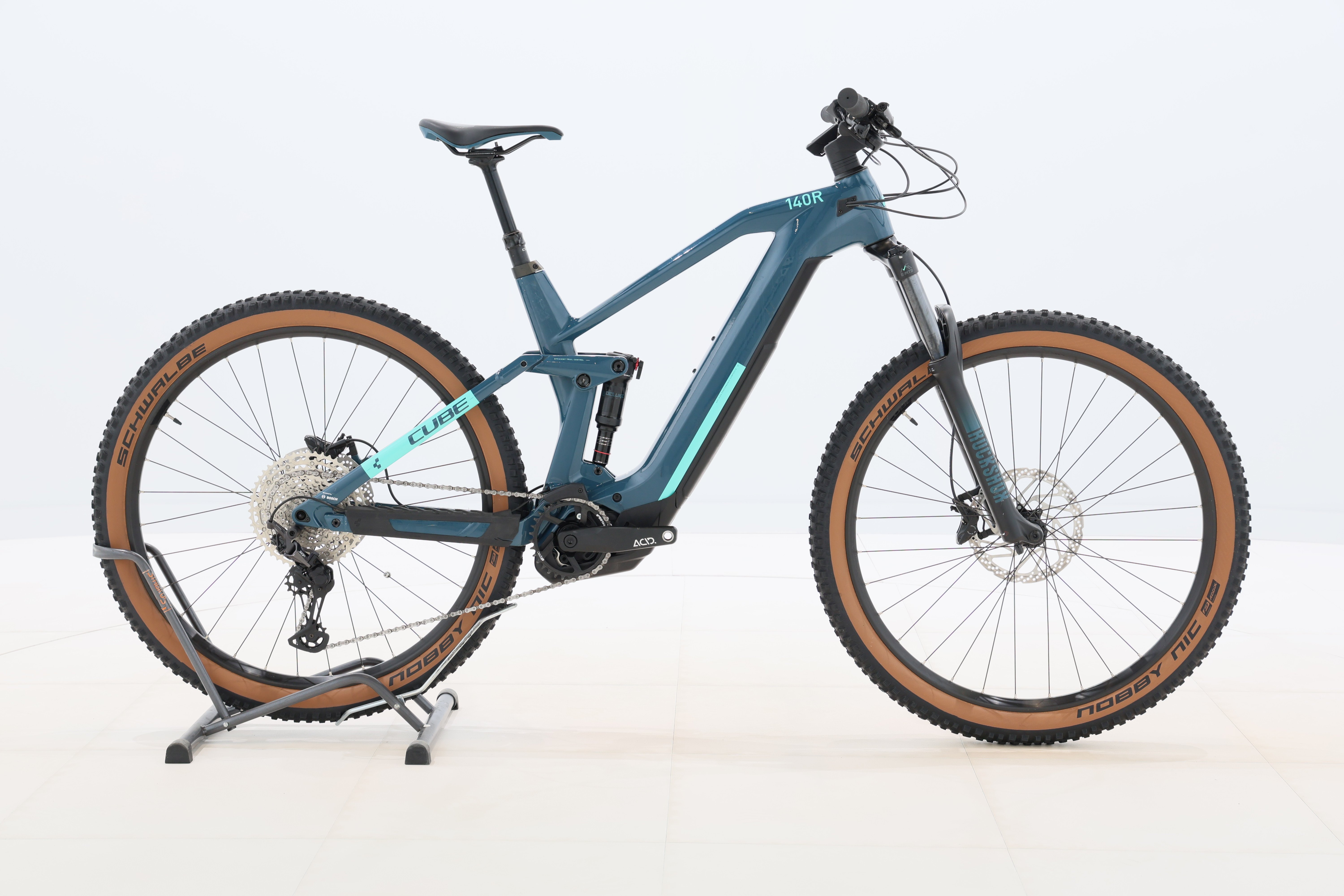 020bc0c0-992f-48a4-8d49-88eb13d2431a