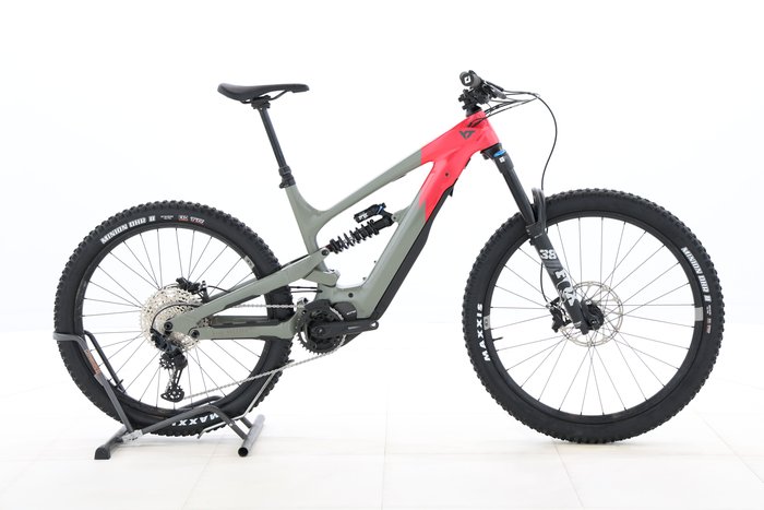 Yt DECOY MX UNCAGED 10 2023