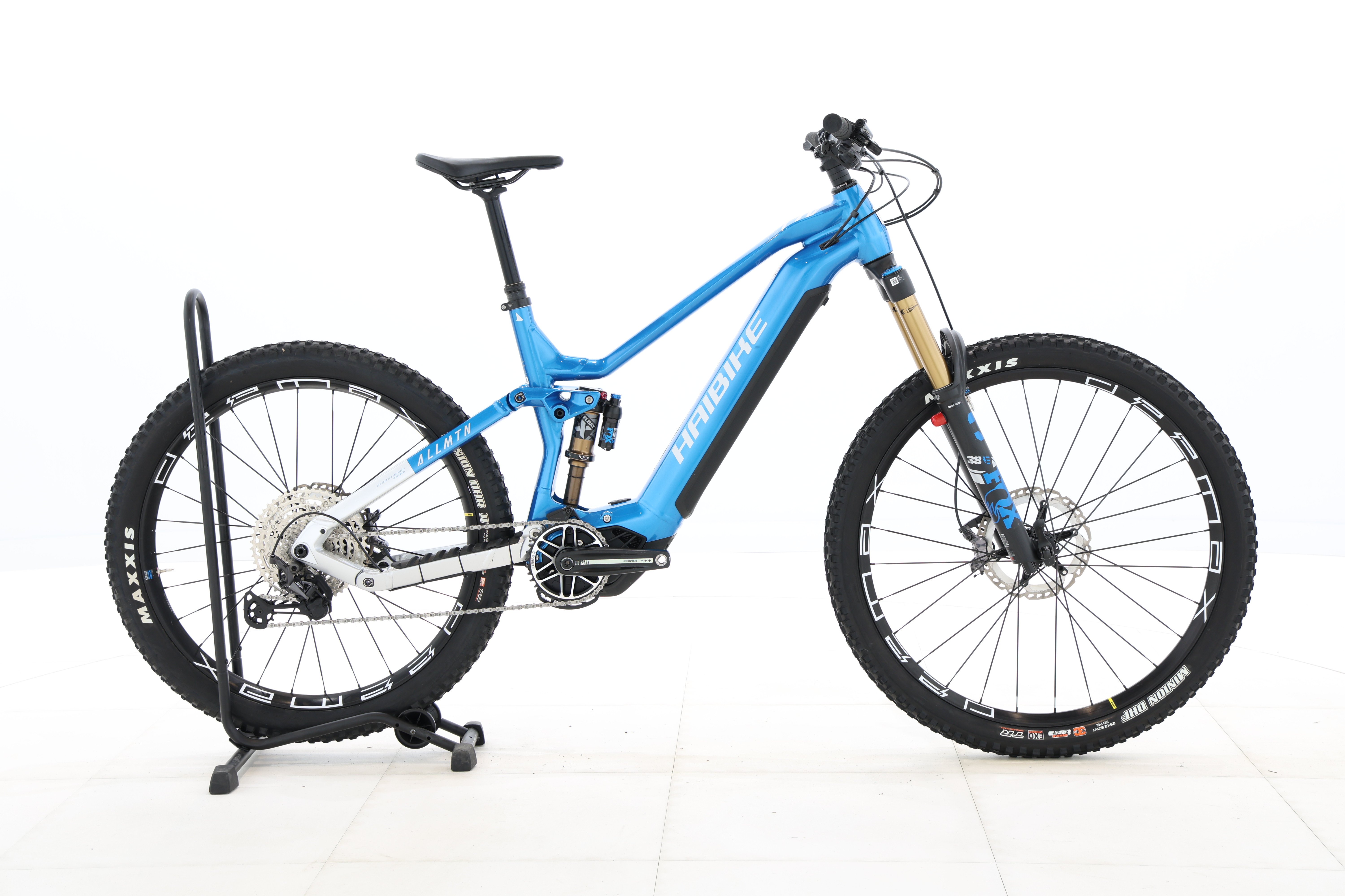 18a3d1a4-0a8e-4efc-aac9-56865c9705a6