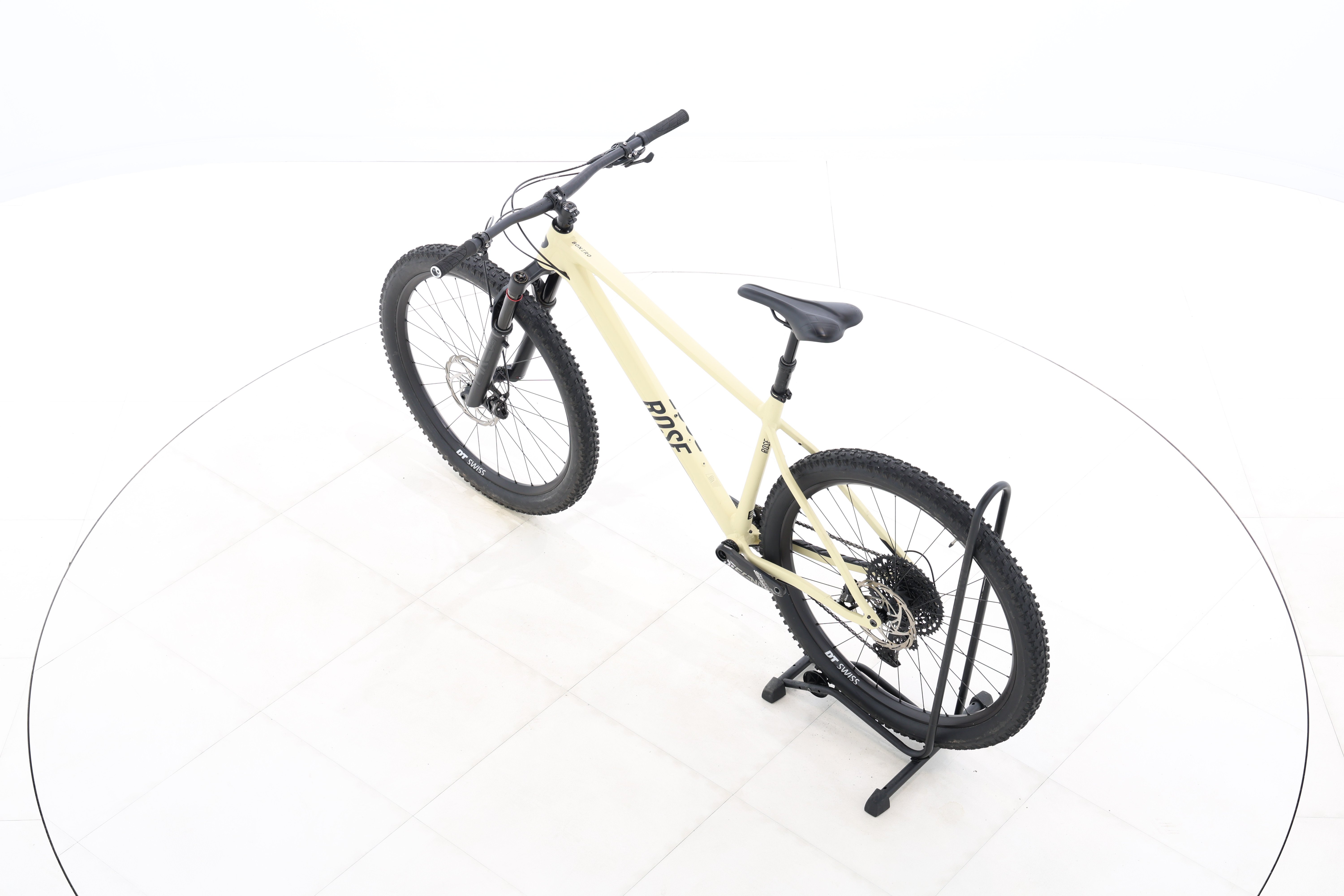 f742e2cb-a751-4829-9cc4-8af17e84f83e