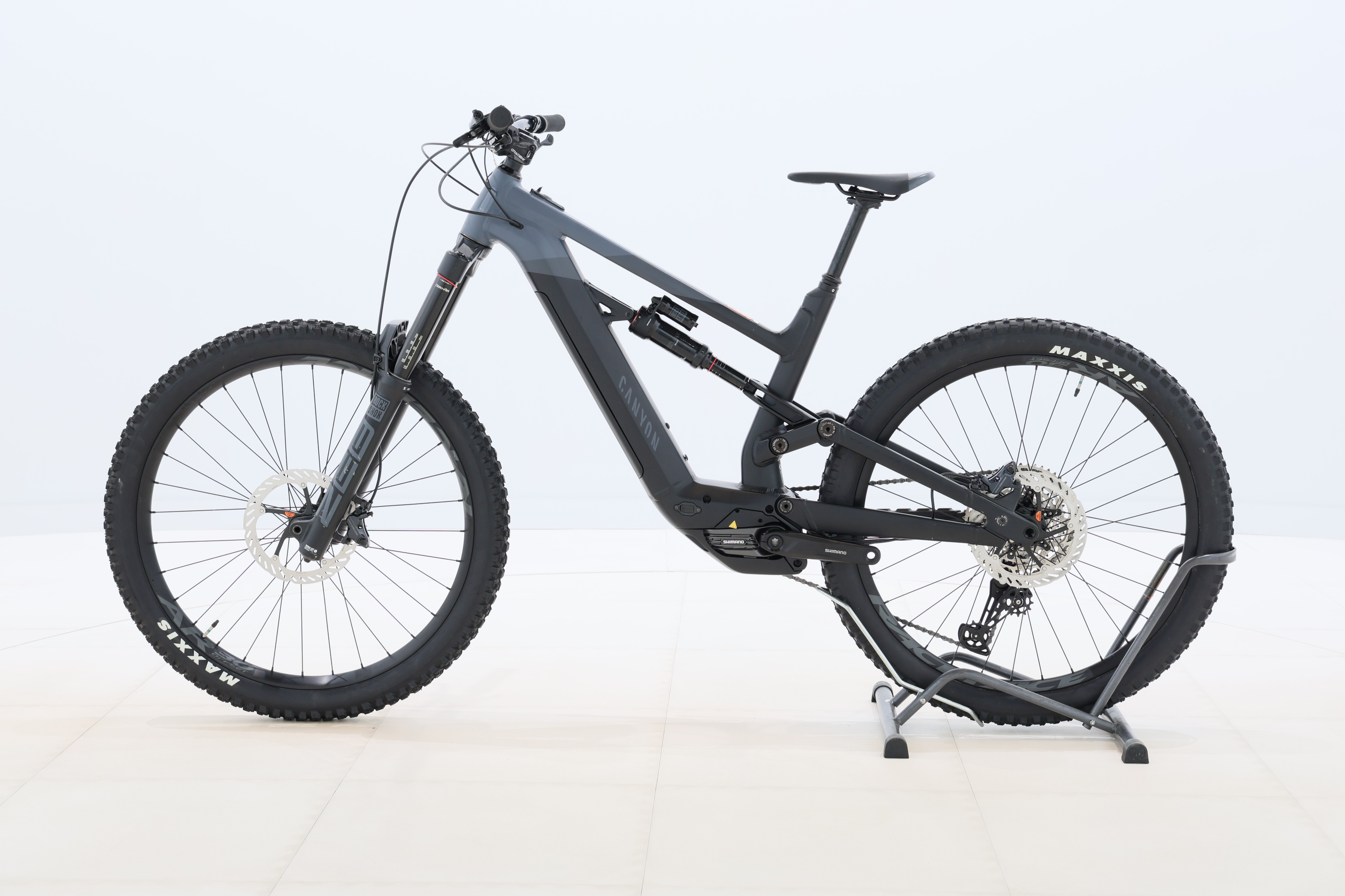 80c88e75-b01c-47bc-8733-3acfdf212bd2