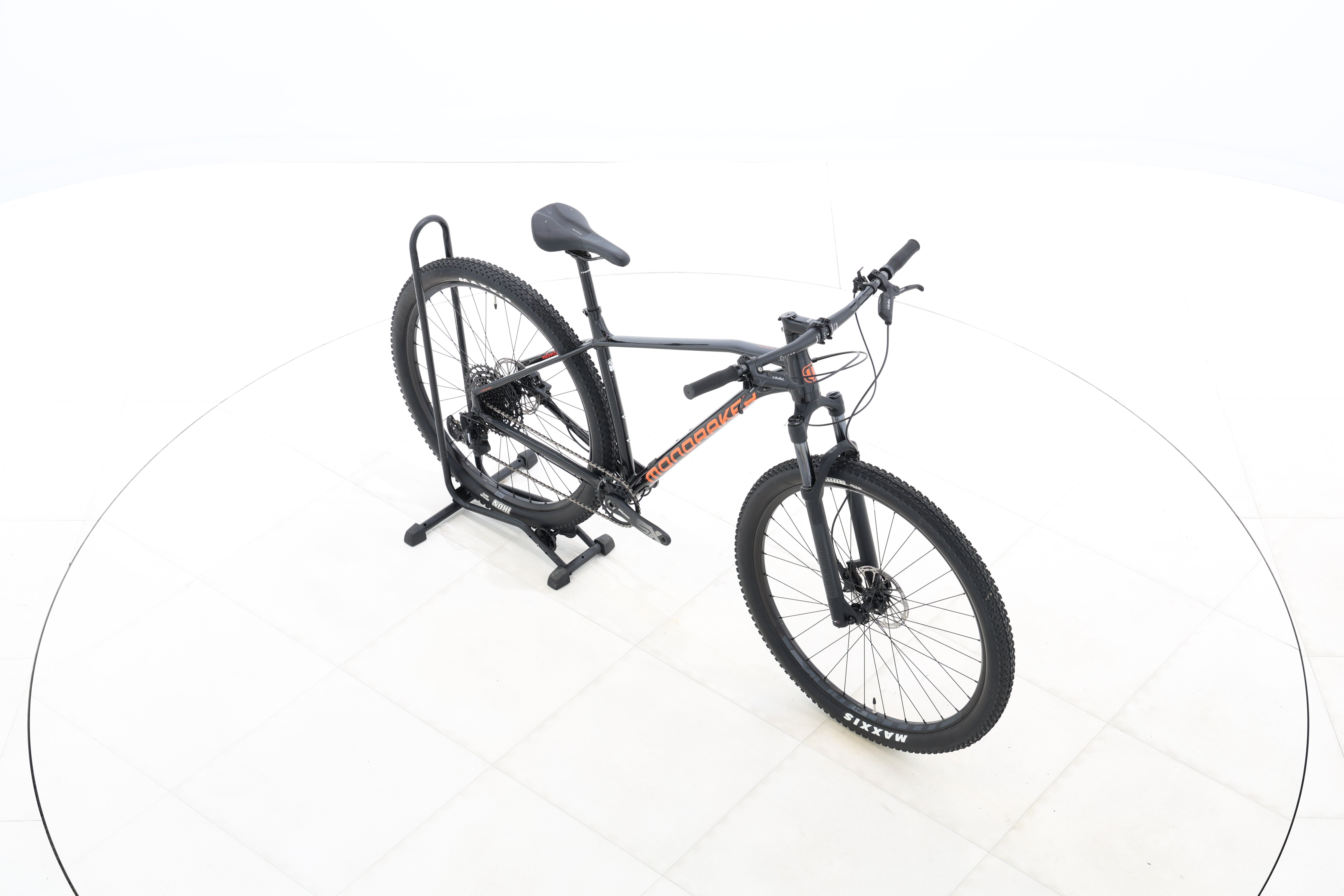 aaaae2a3-95a5-47c5-9765-fba6e0a0b9af