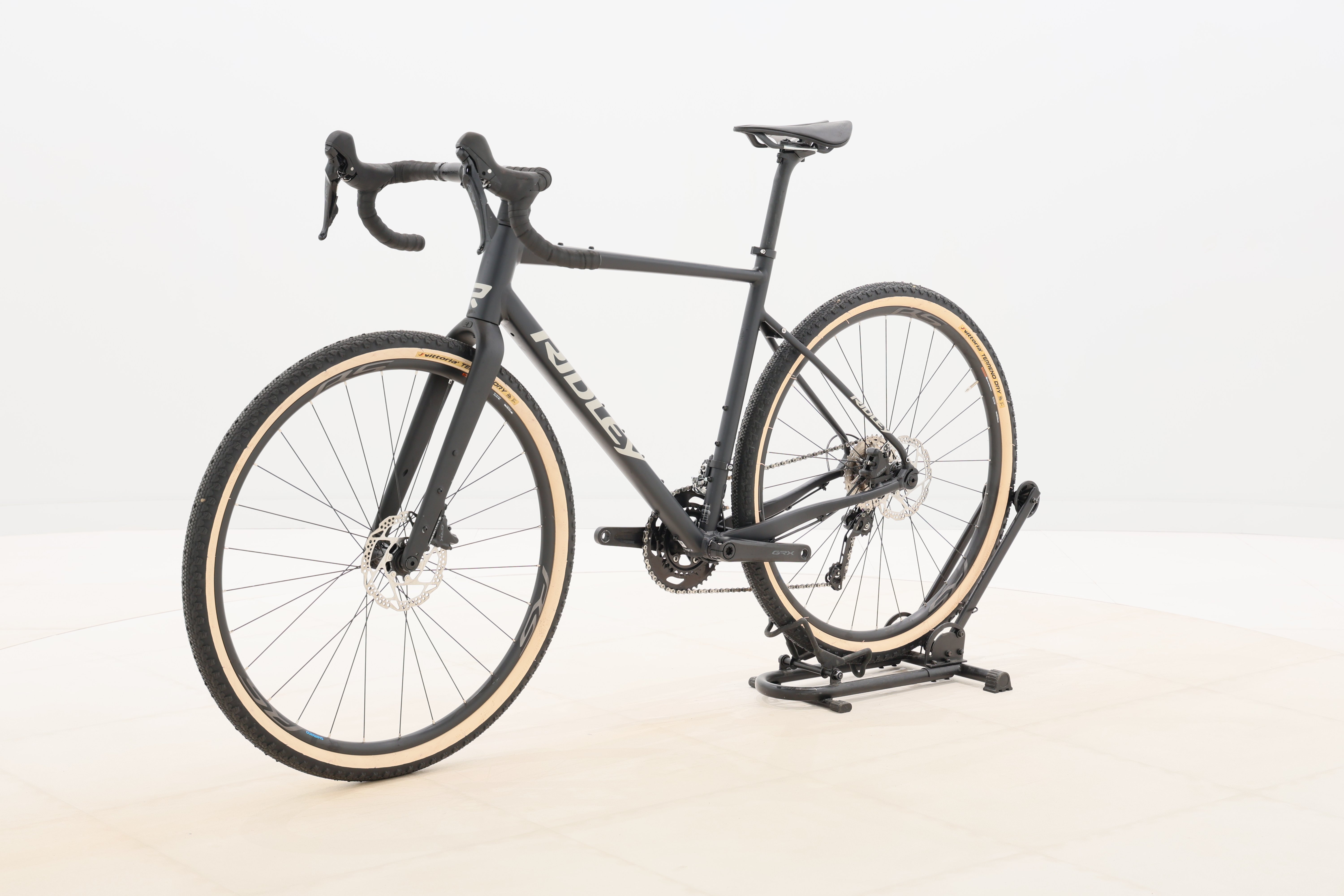 bb01113d-eb53-4a3f-b7cd-75c833f2a856