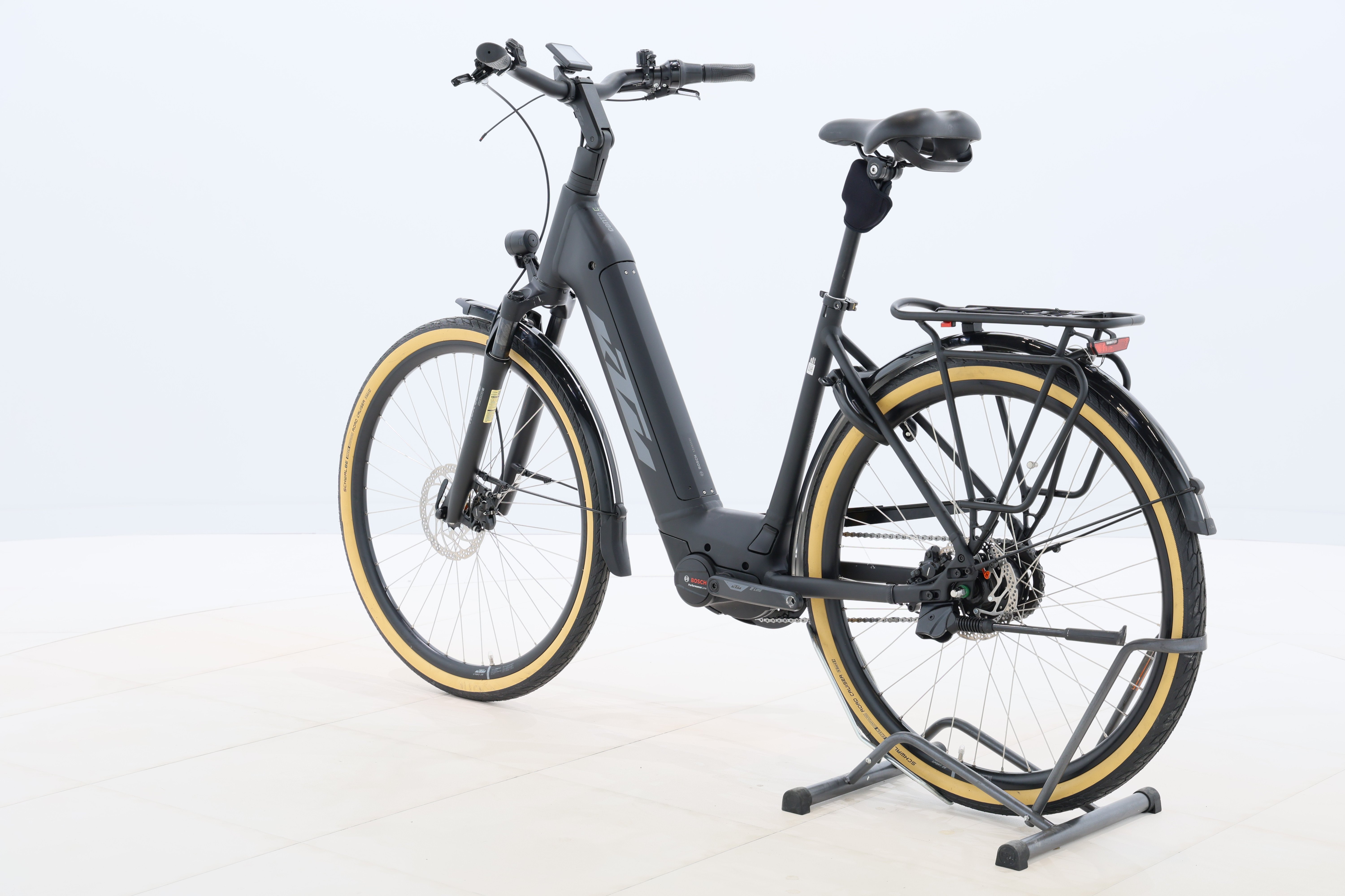 7e736161-a054-4c05-a544-1a382219f662